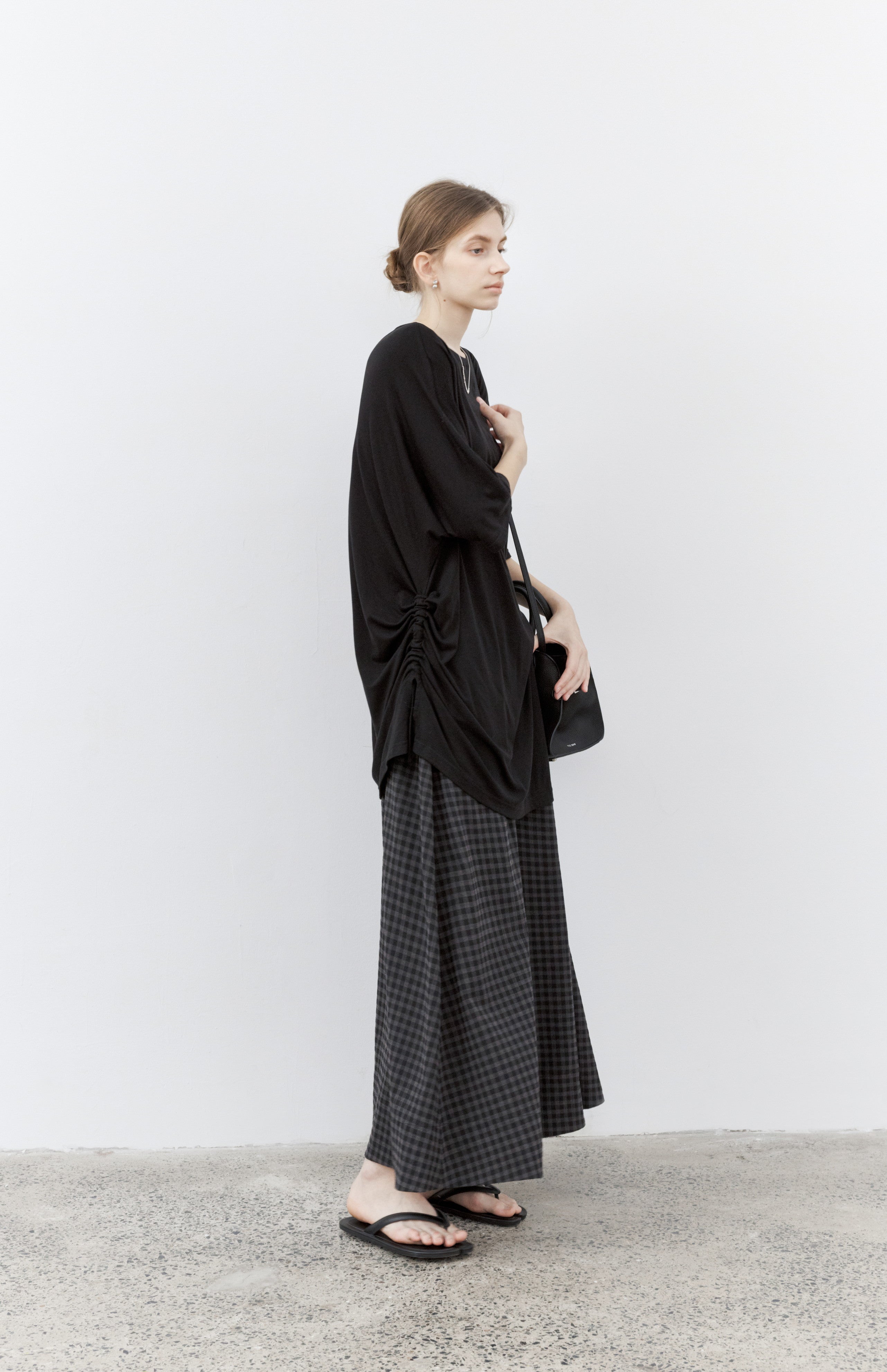 FLARE LOOSE WIDE PANTS / 플레알즈 와이드 팬츠