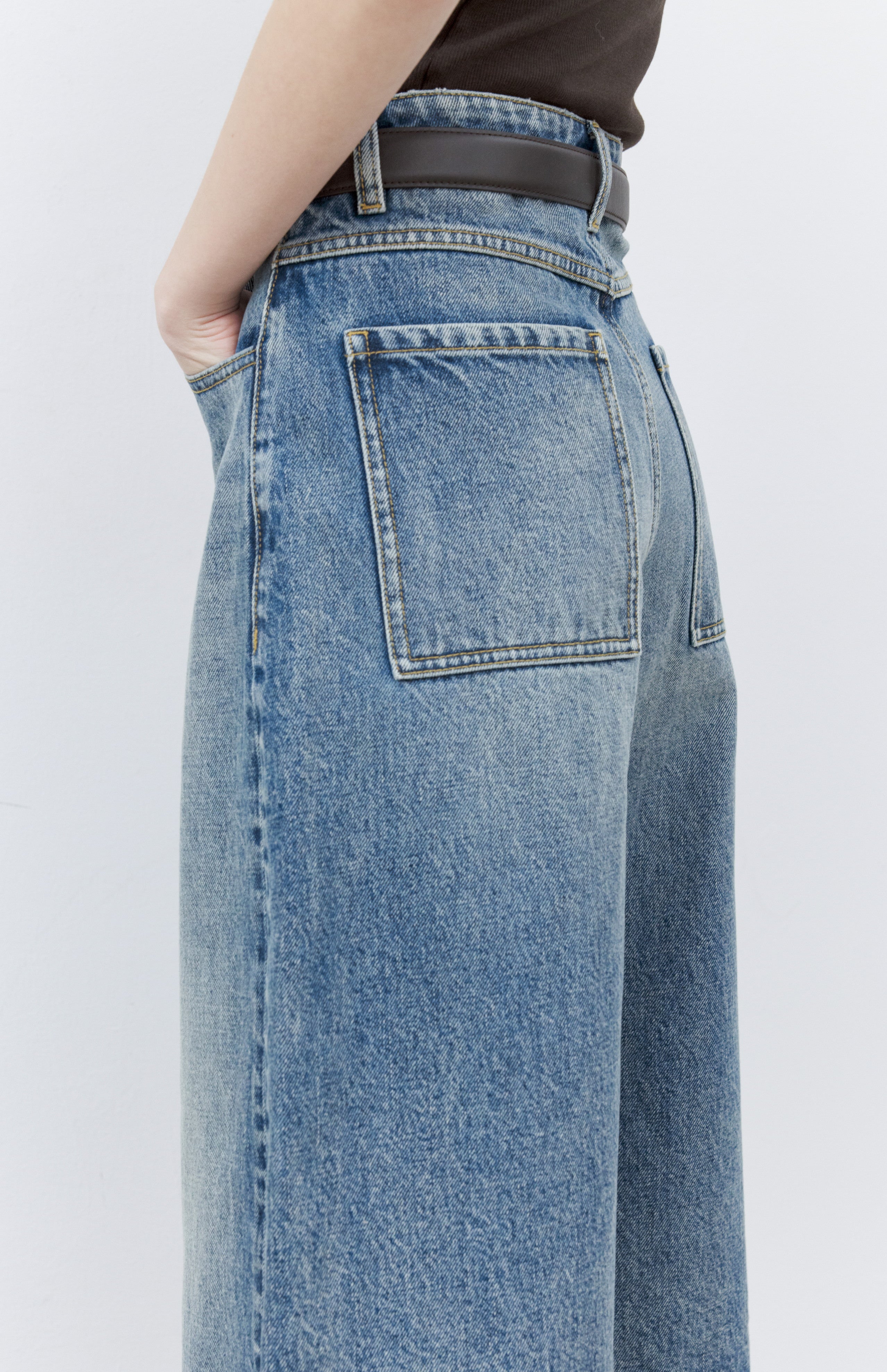 WIDE DENIM HALF PANTS