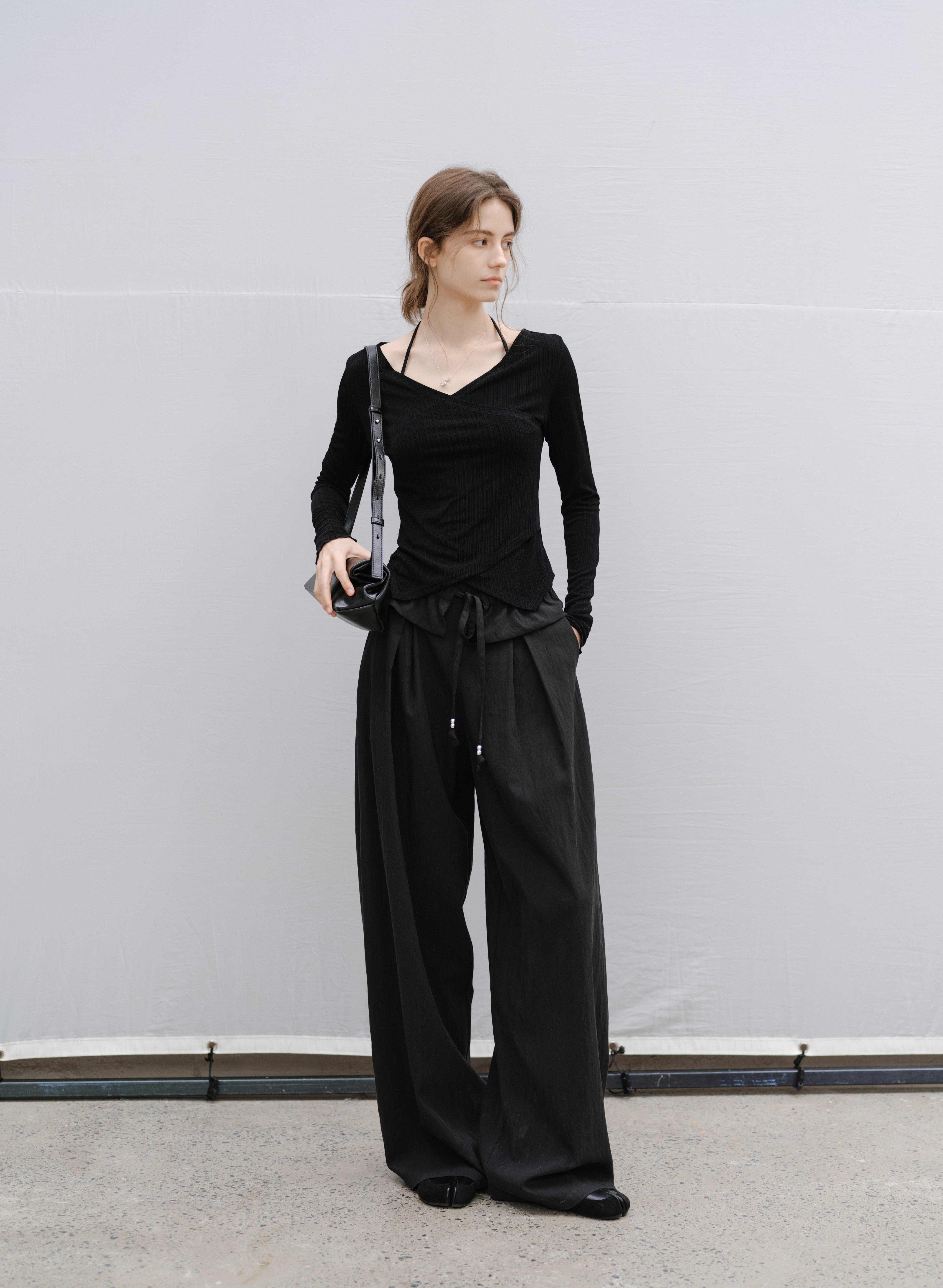PLEATS WAIST DRAPE PANTS / 플리츠 웨스트 드레이프 팬츠
