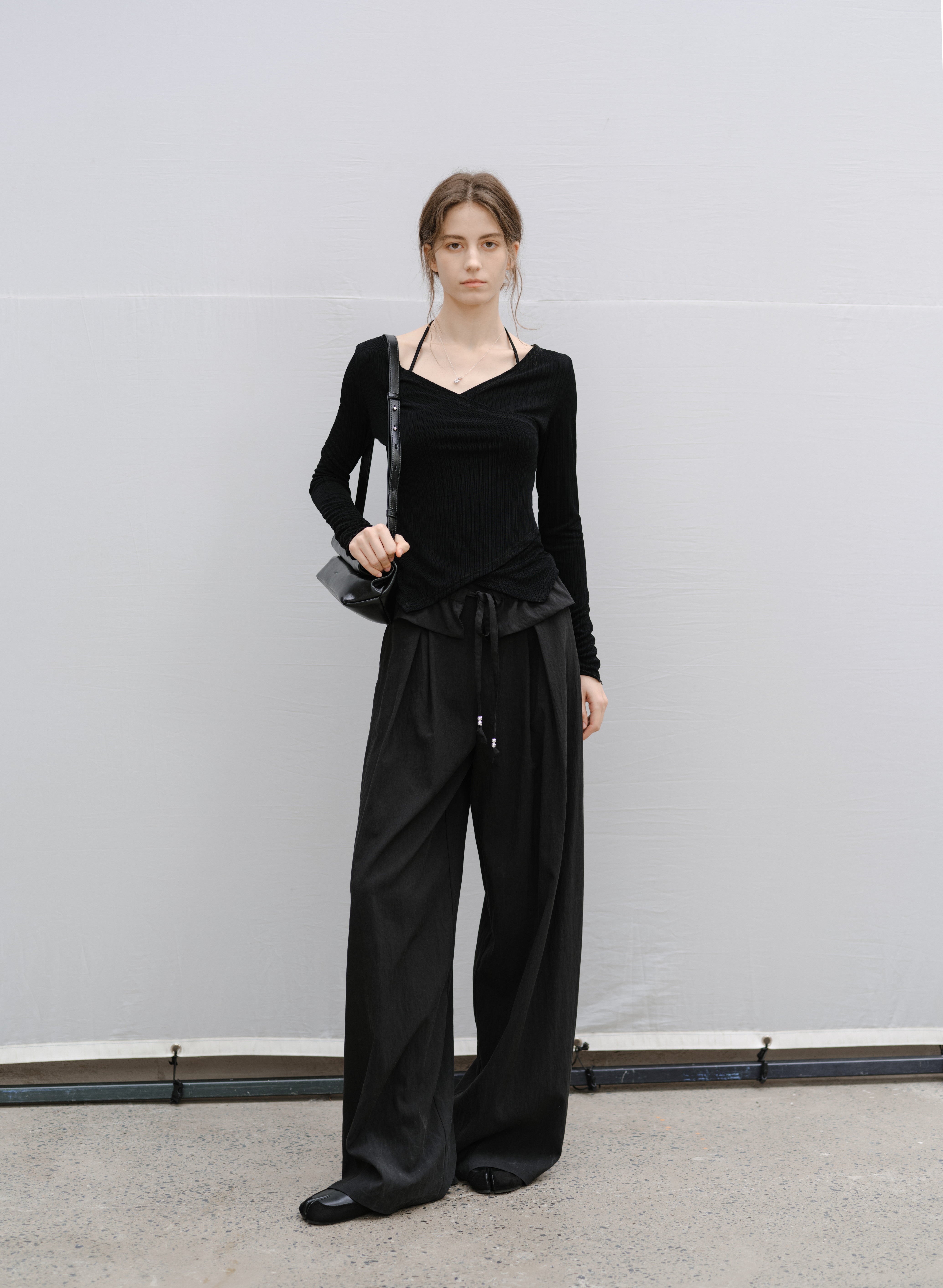 PLEATS WAIST DRAPE PANTS / 플리츠 웨스트 드레이프 팬츠