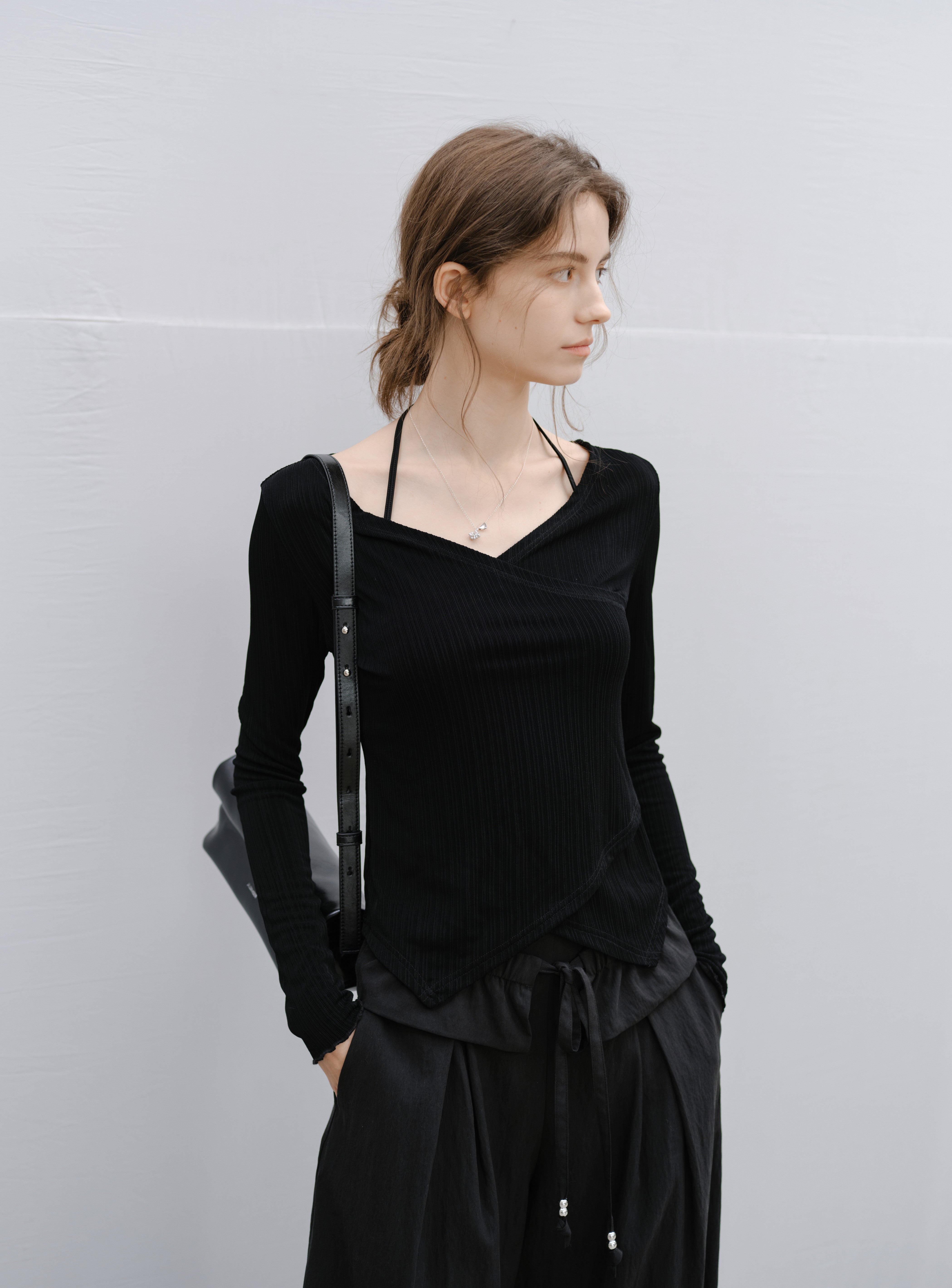 SLIM FIT CACHECOEUR TOP