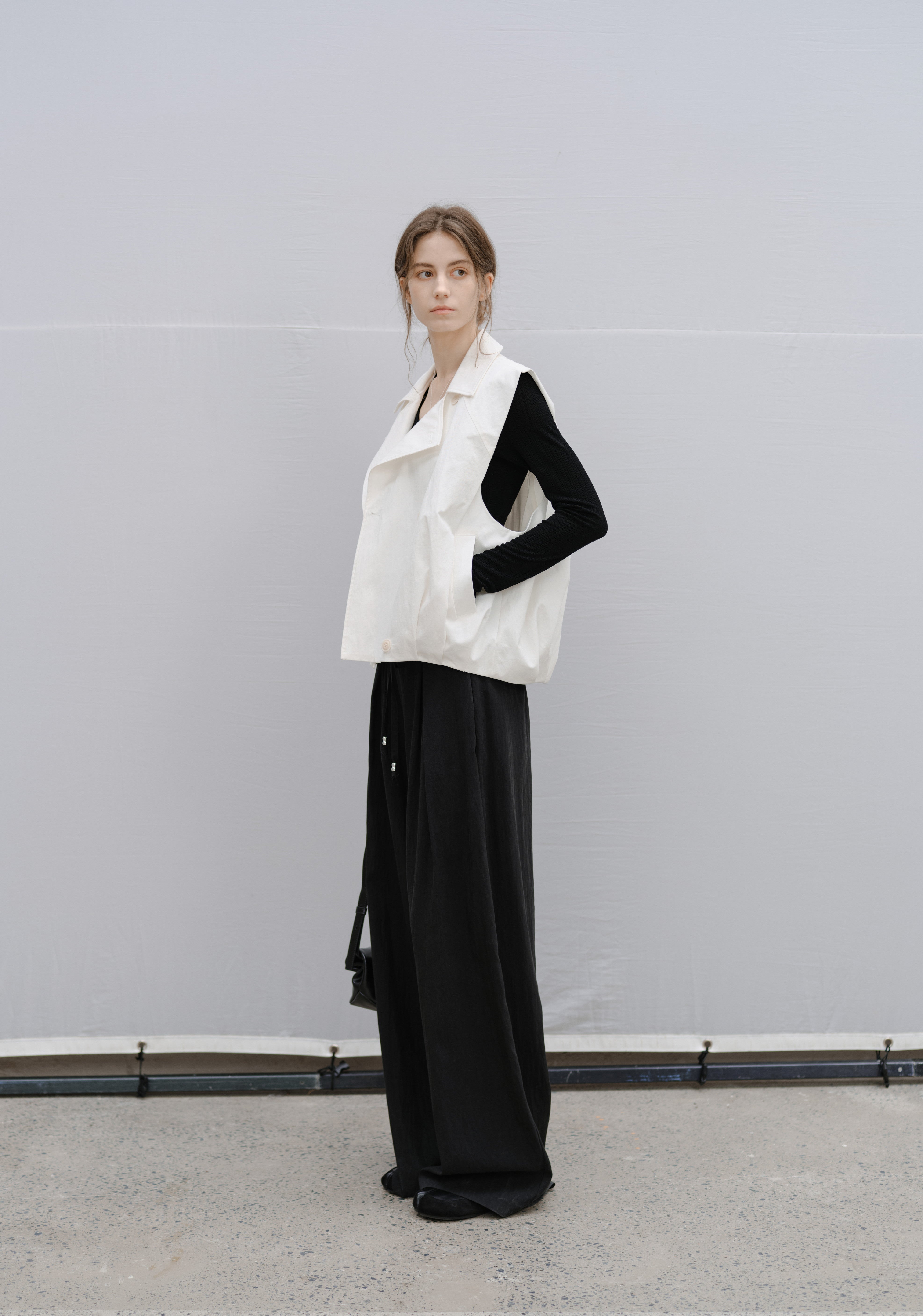 HEM TUCK VEST TRENCH