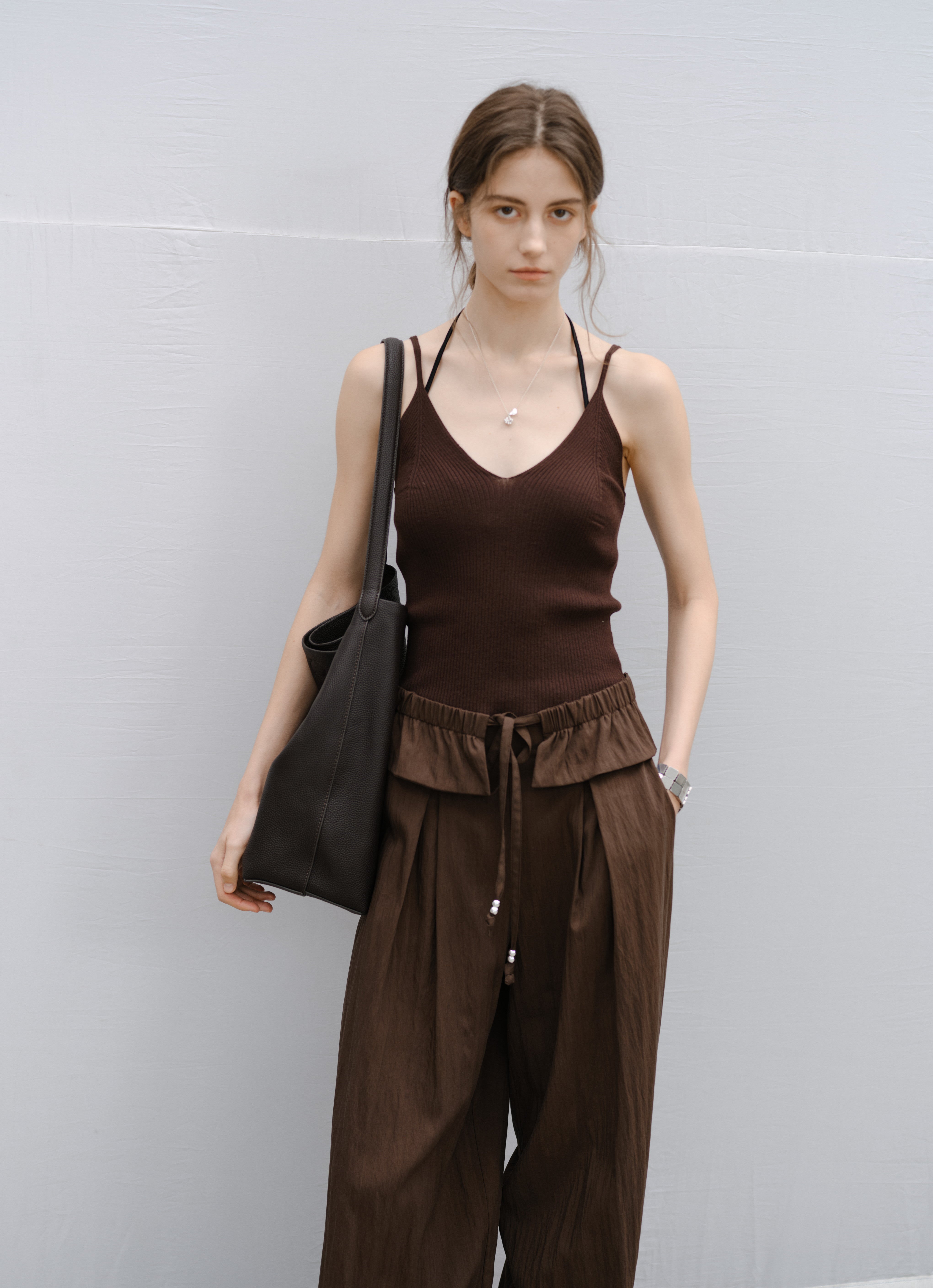 PLEATS WAIST DRAPE PANTS / 플리츠 웨스트 드레이프 팬츠