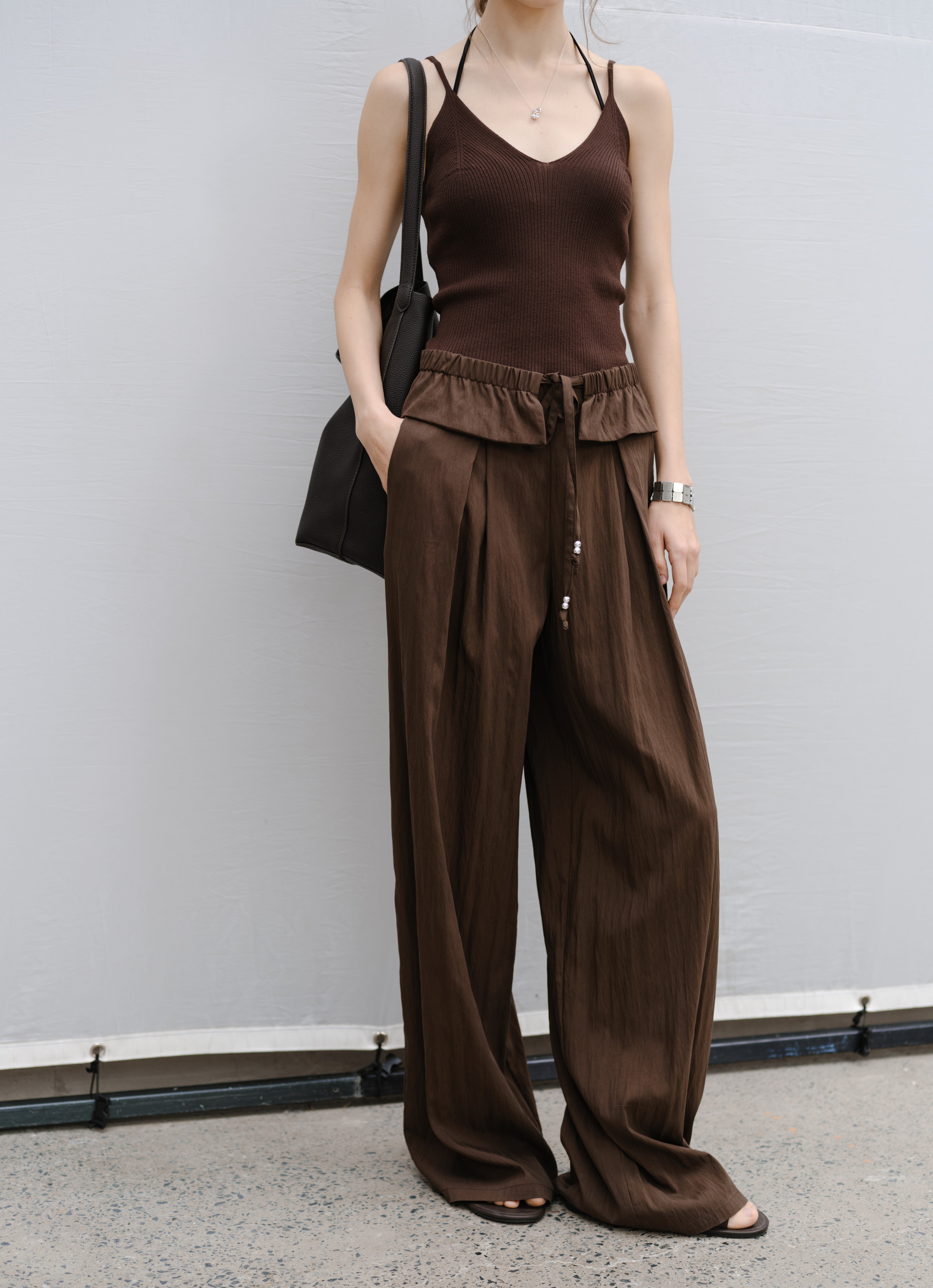 PLEATS WAIST DRAPE PANTS / プリーツウエストドレープパンツ