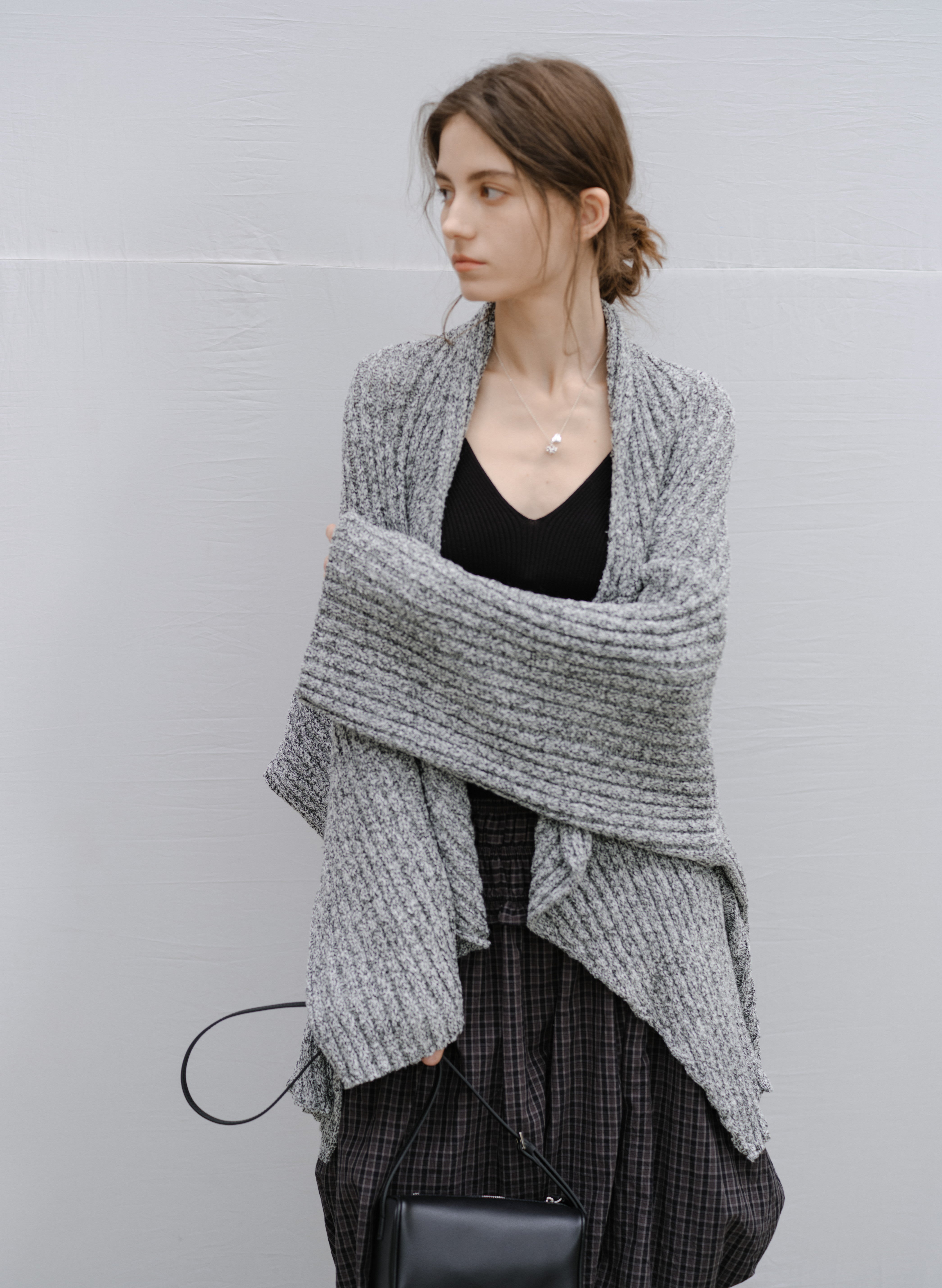 FLARE SOFT KNIT CARDIGAN