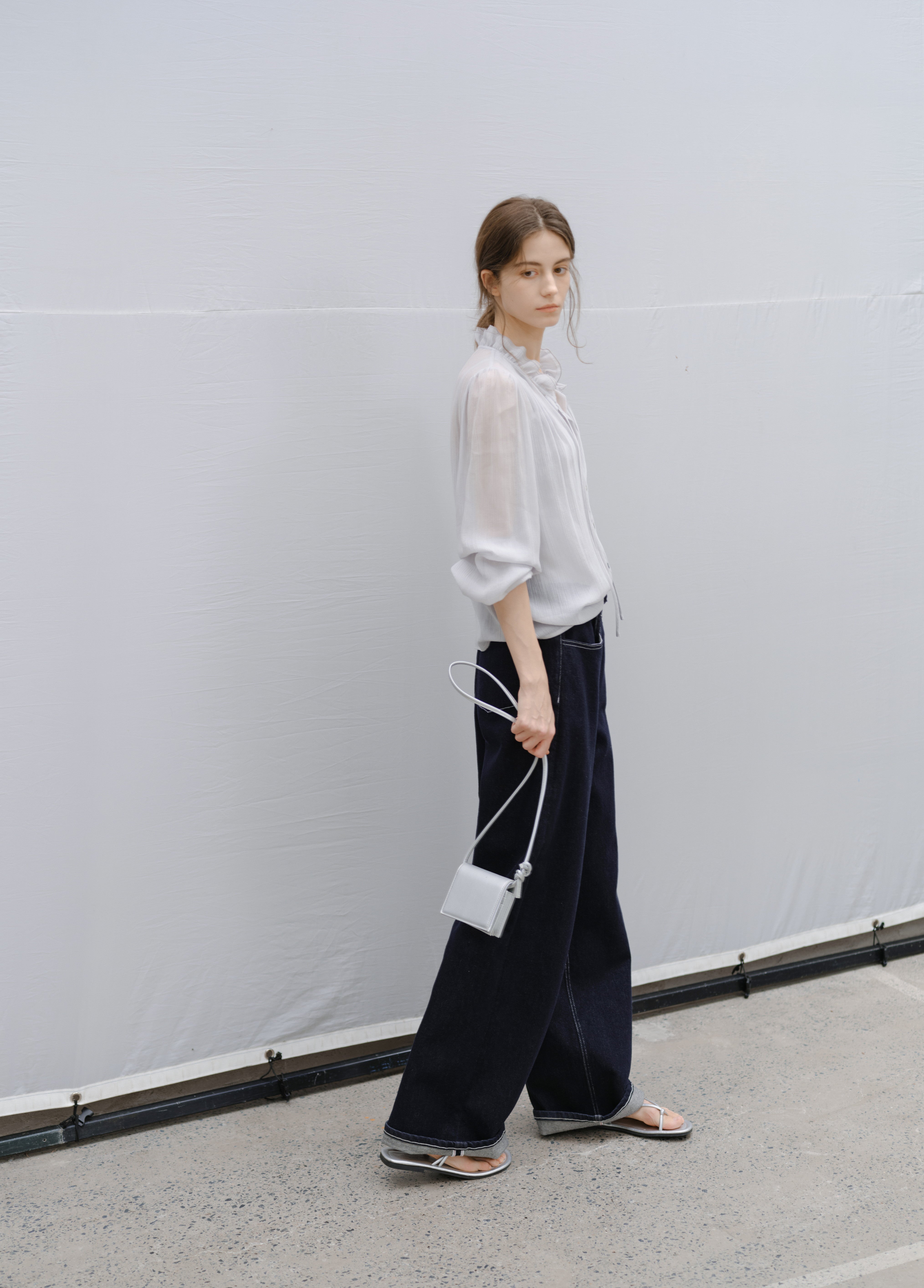 CONTRAST STITCH WIDE JEANS