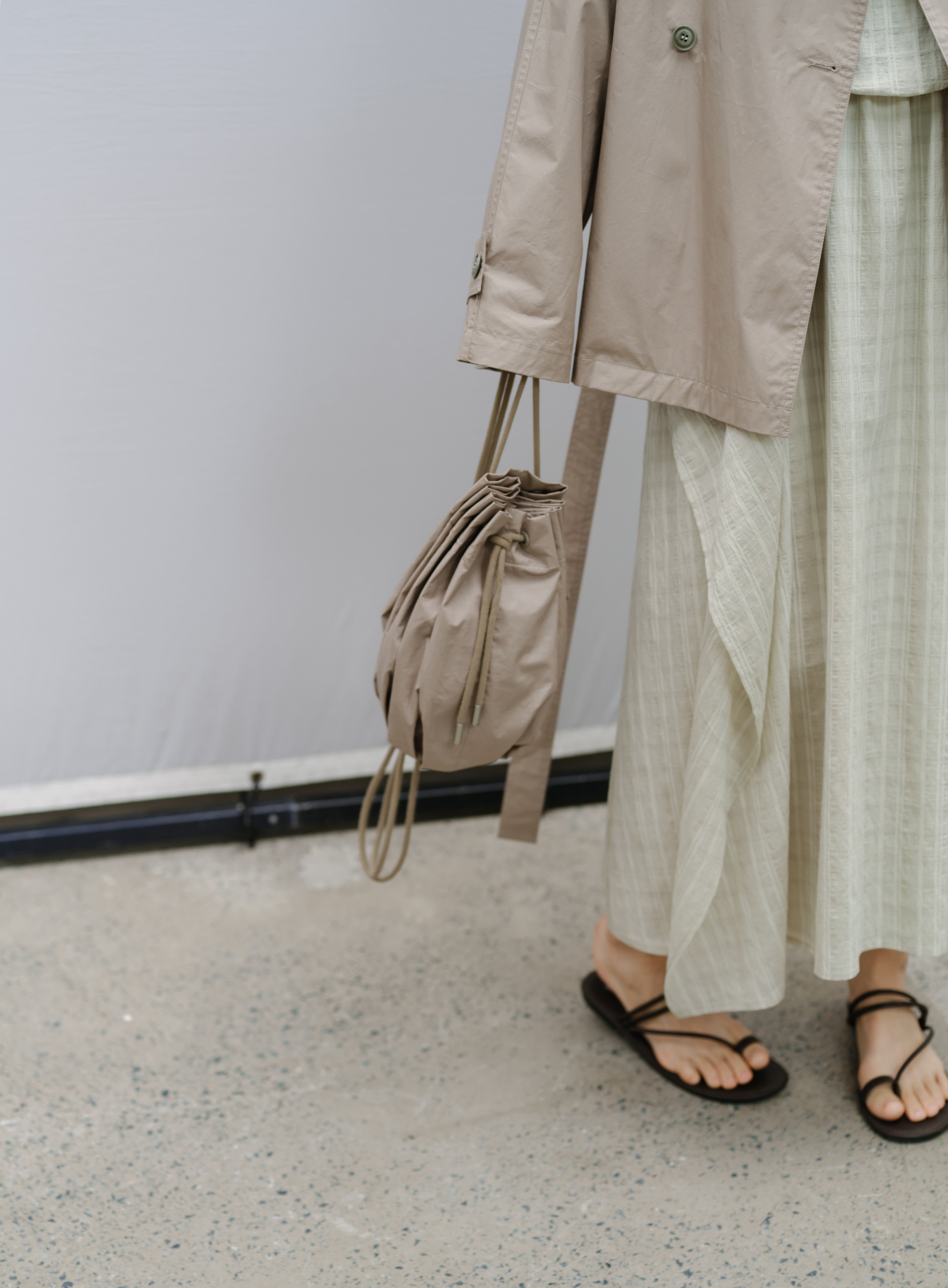 COATING TEXTURE PLEATS BAG / コーティングテクスチャープリーツバック