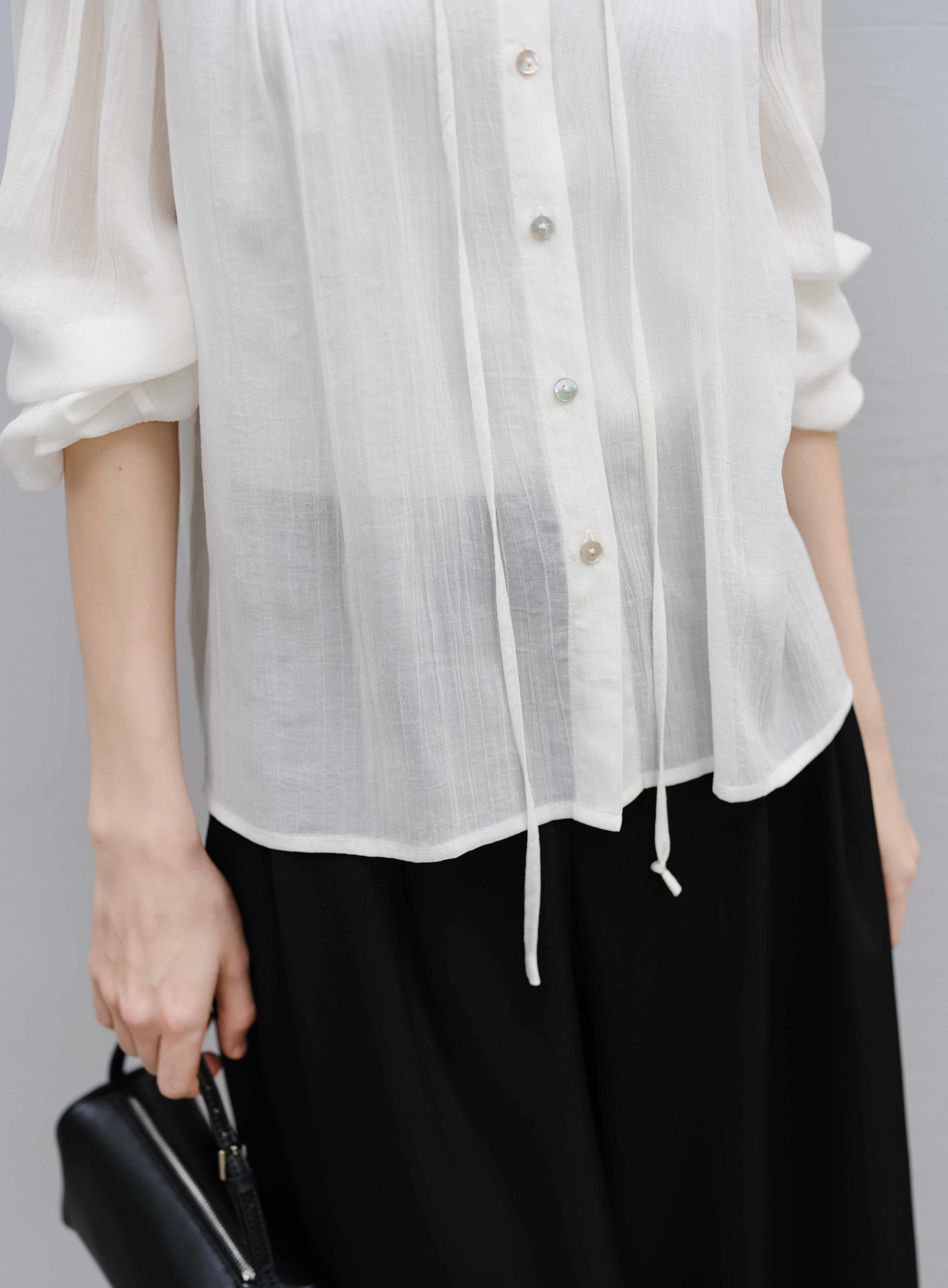 SHEER FRILL DRAPE BLOUSE / シアーフリルドレープブラウス