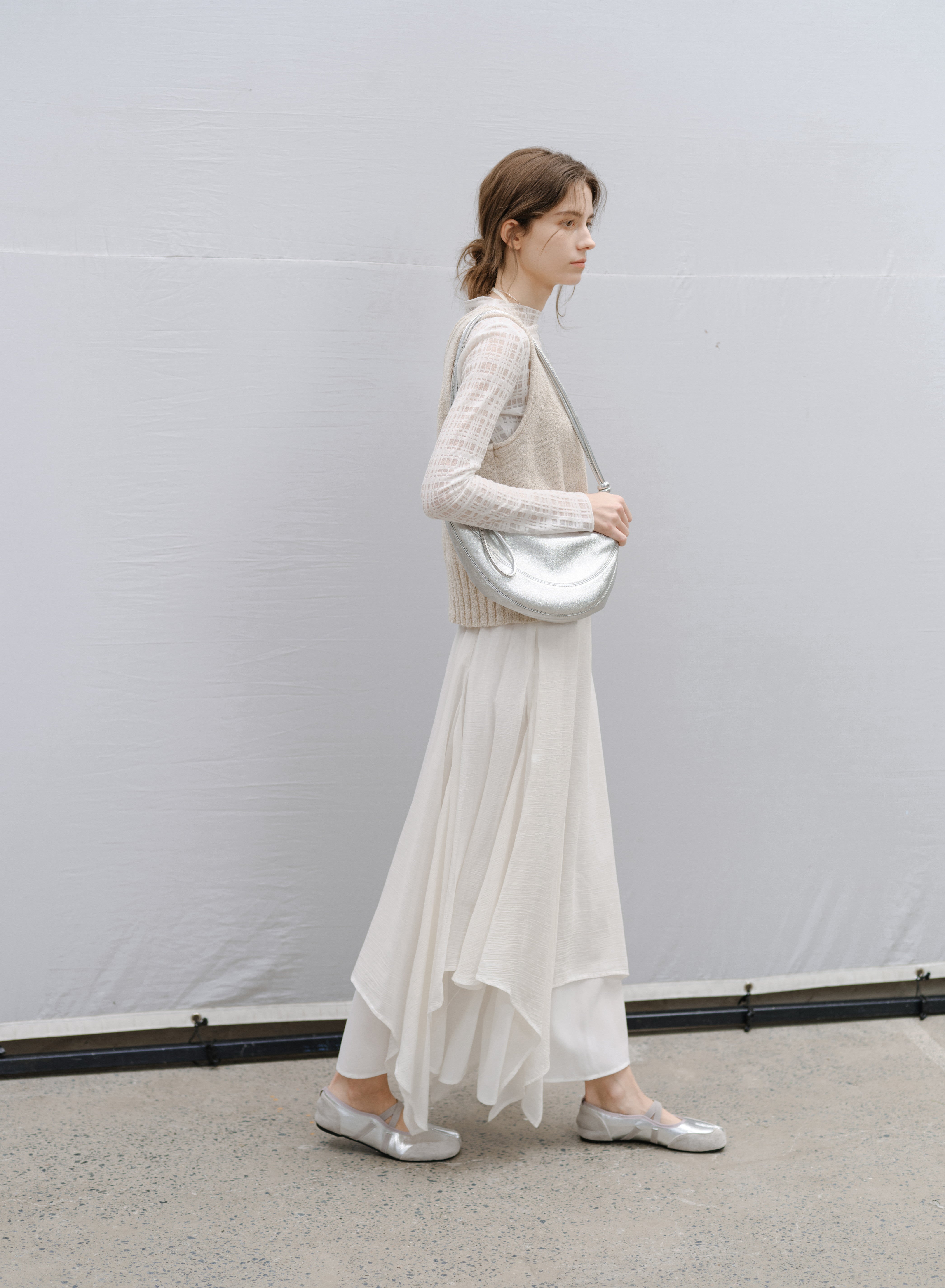 ROLL HEM KNIT VEST / 롤헴 니트 베스트