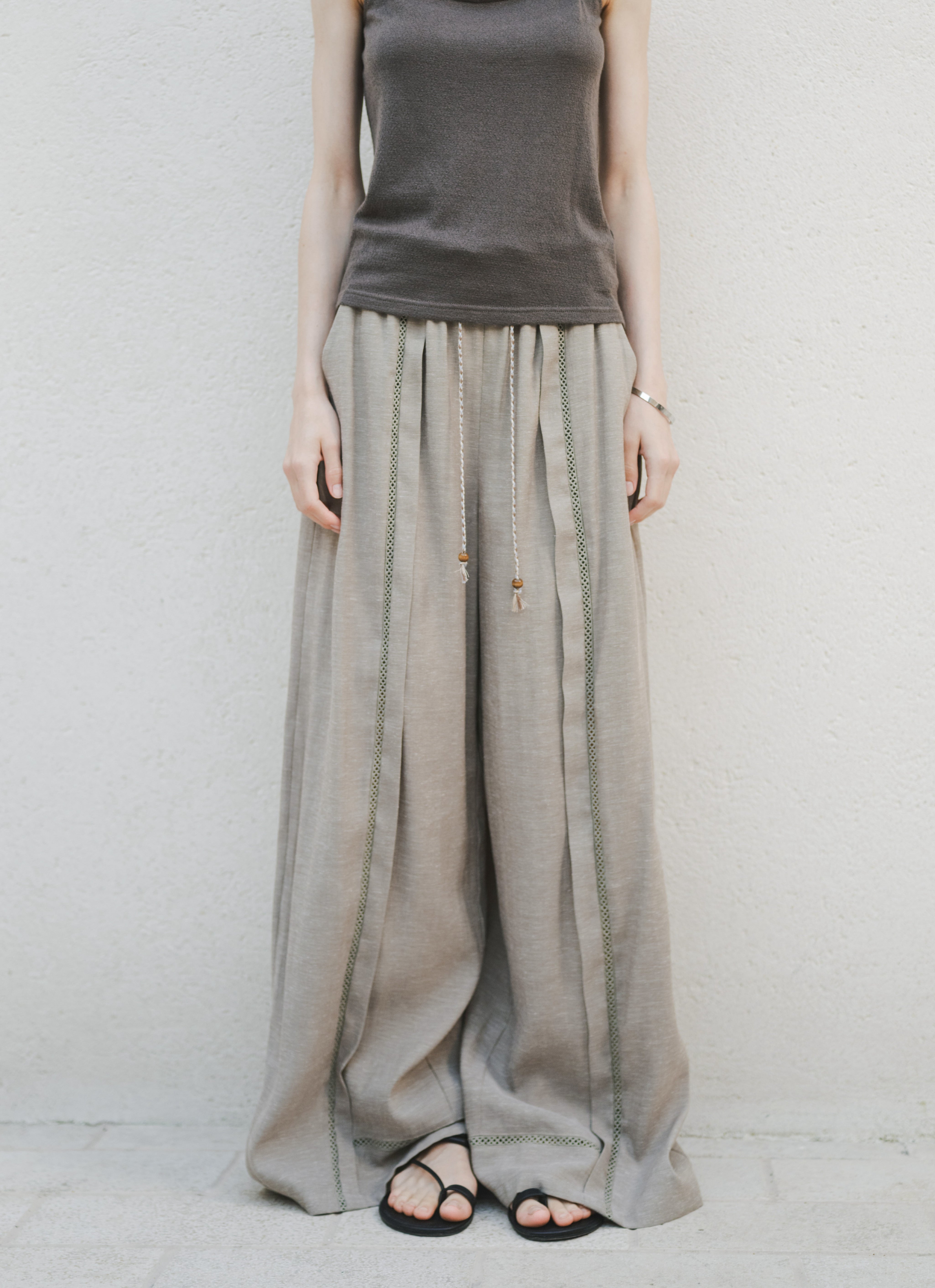 CROCHET LINE WIDE PANTS