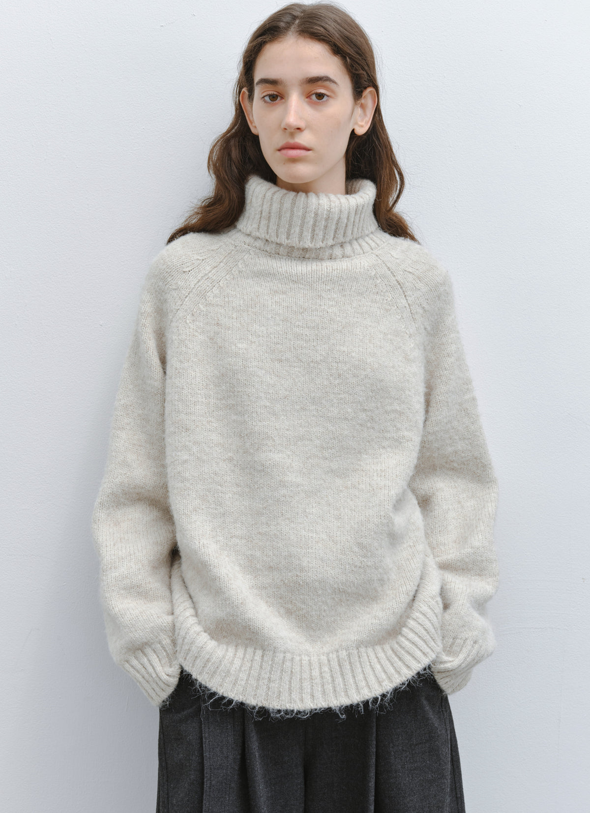 CHUNKY KNIT TURTLE SWEATER