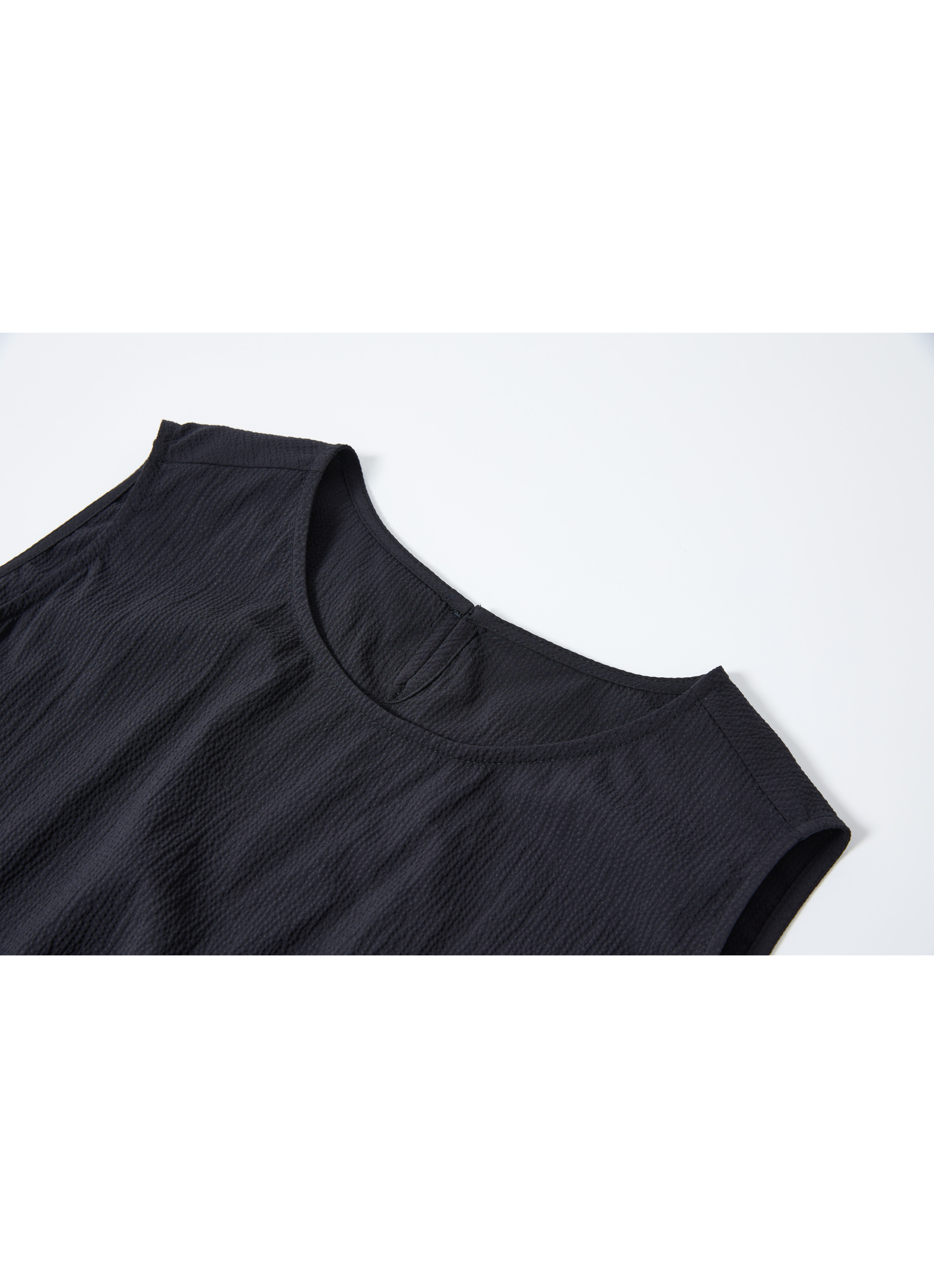 SEERSUCKER TWIST TOP