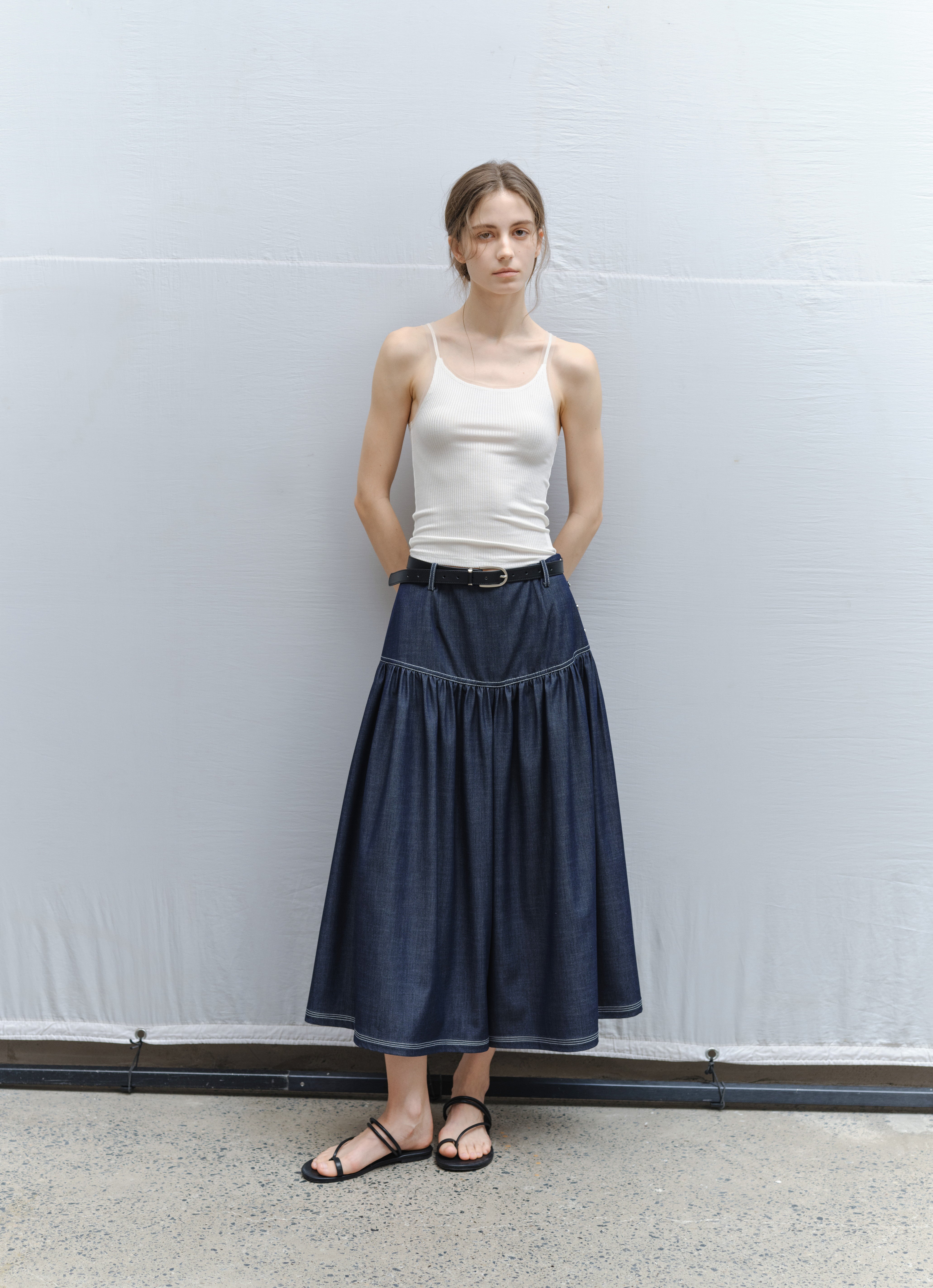 タグ付き新品✴︎Tageechita✴︎ハイウエストコクーンスカート✴︎ホワイトL NEW ARRIVAL