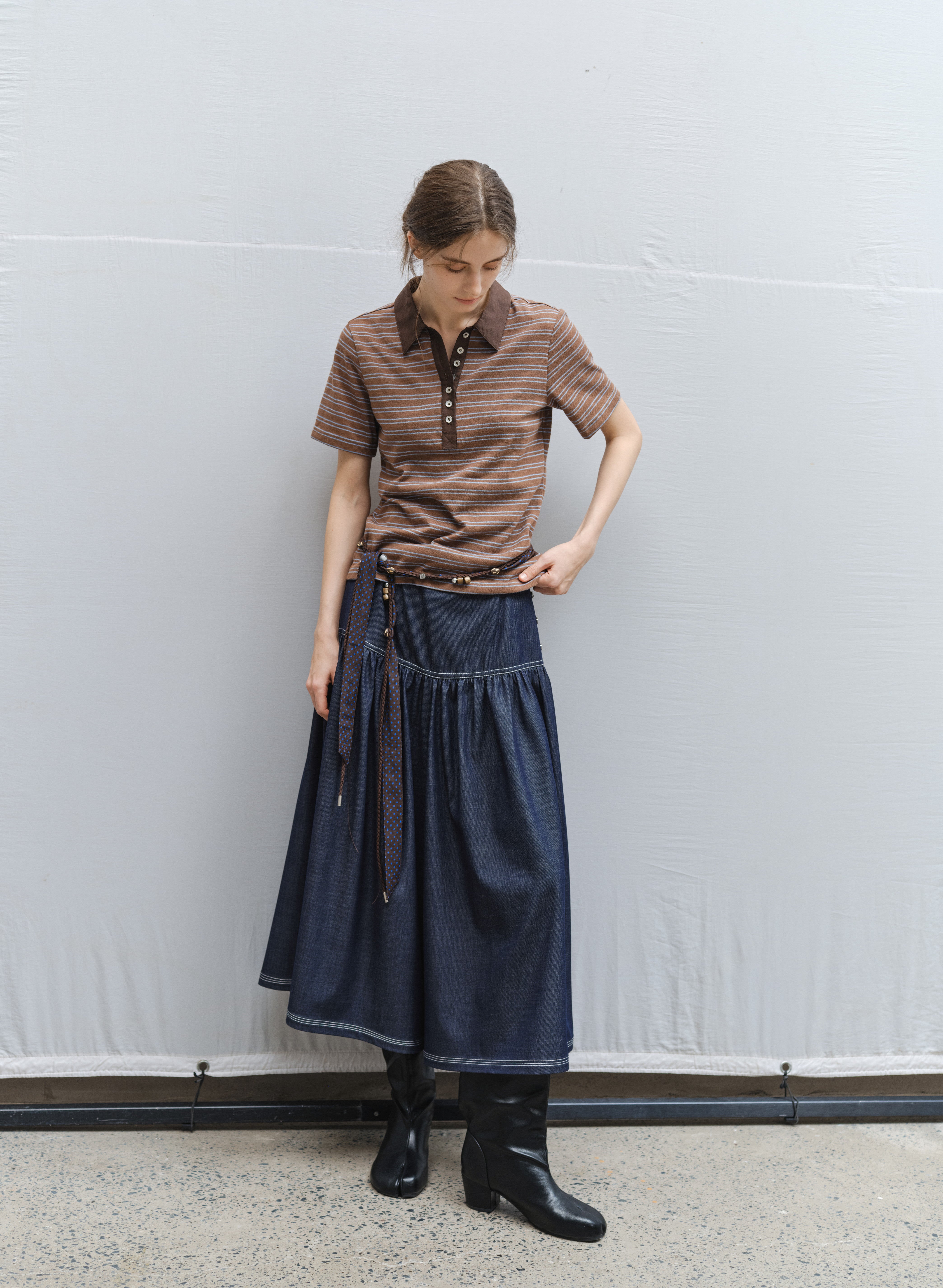 LINEAR BUTTON STRIPE TEE