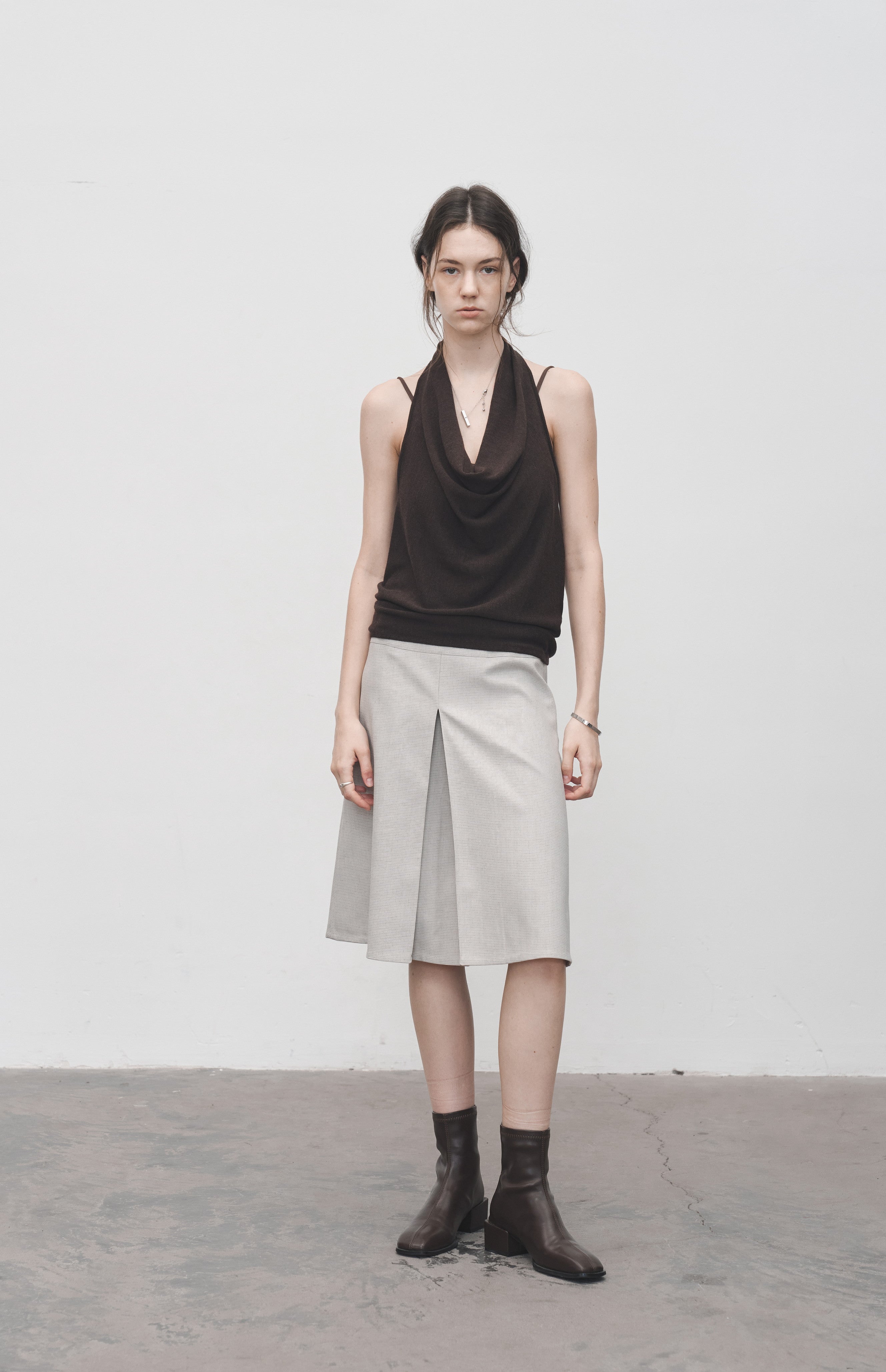 HALTER NECK DRAPED TOP