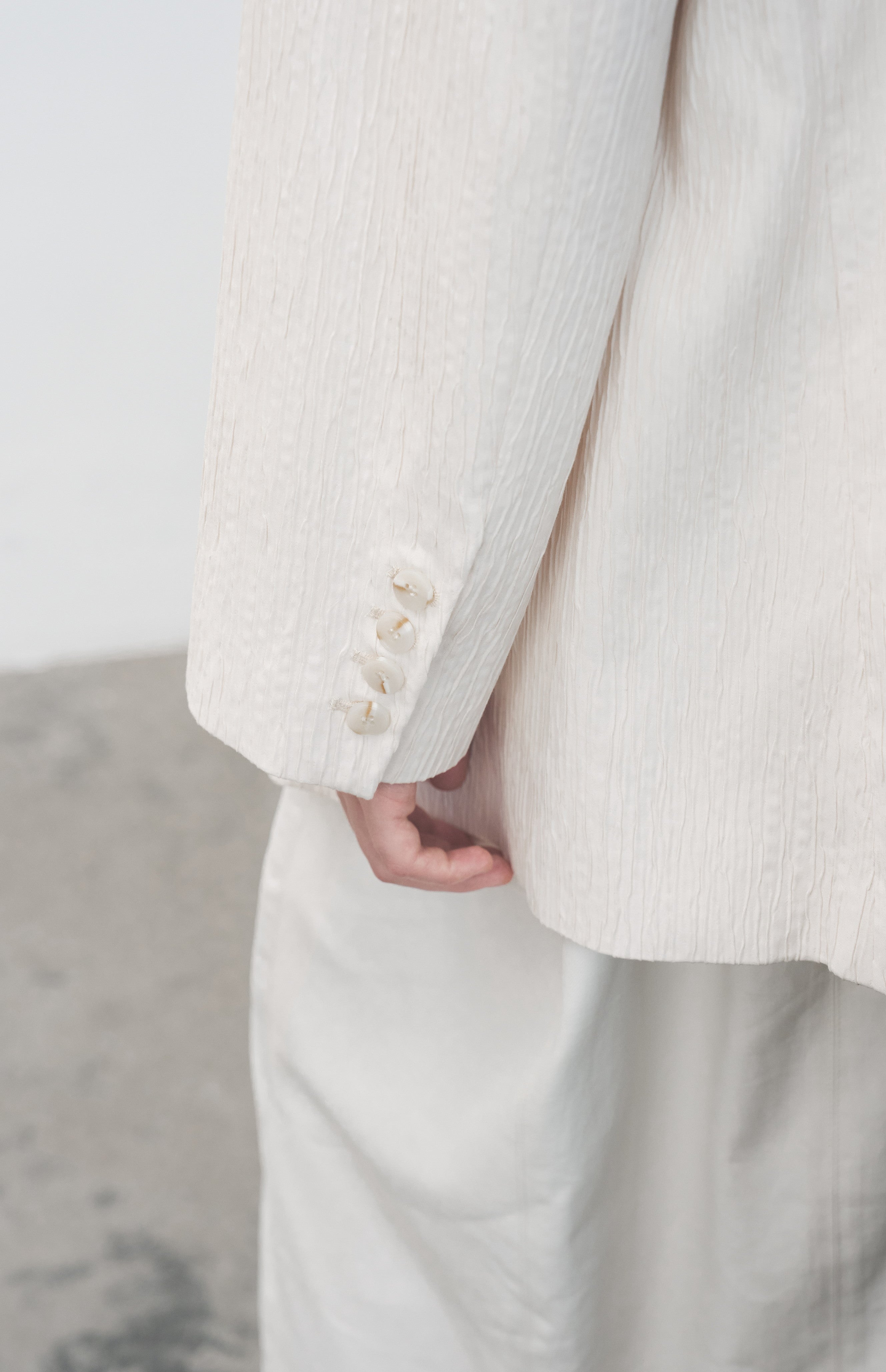 STRIPED WRINKLE WHITE JACKET / ストライプリンクルホワイトジャケット