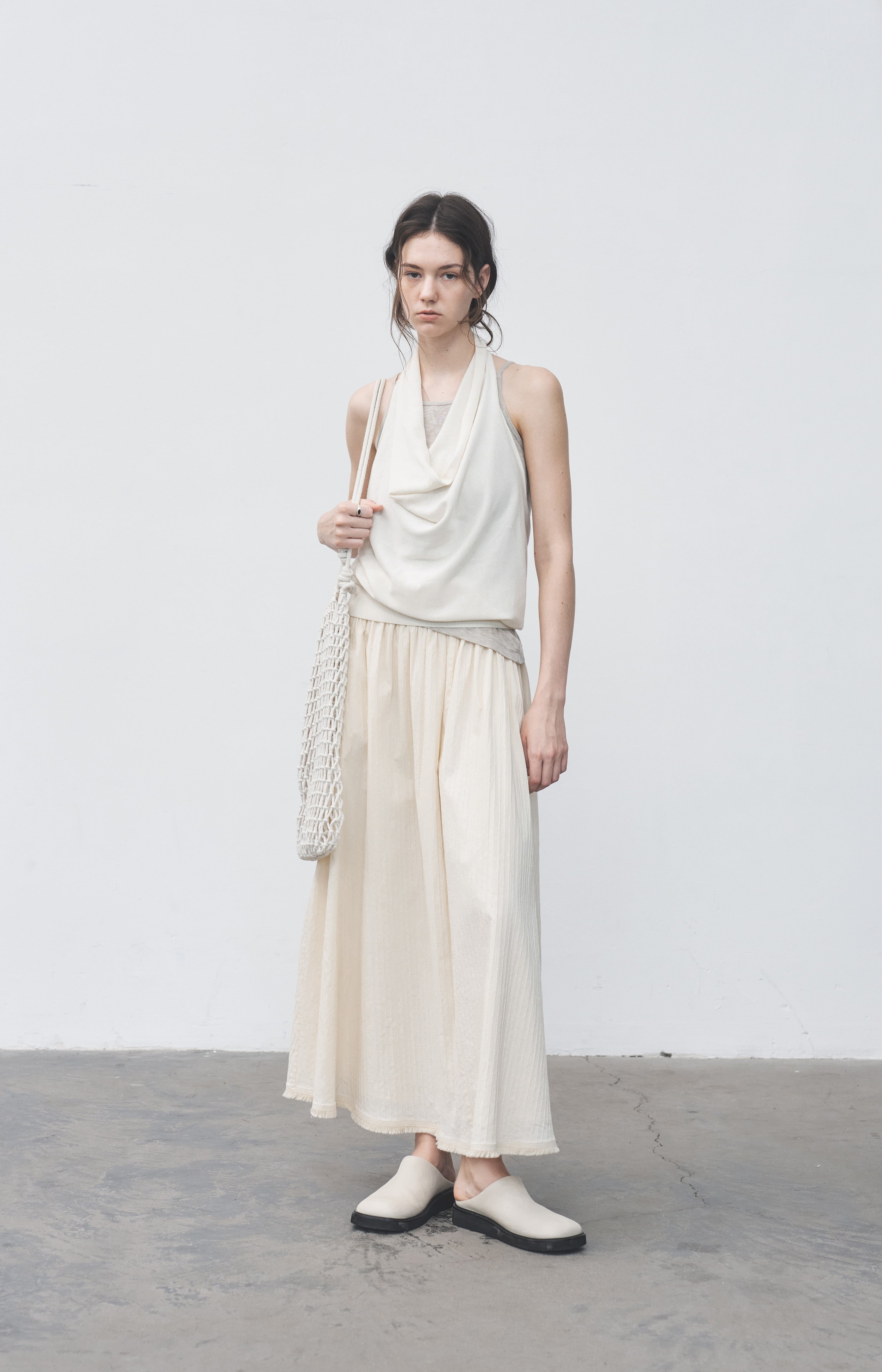 HALTER NECK DRAPED TOP