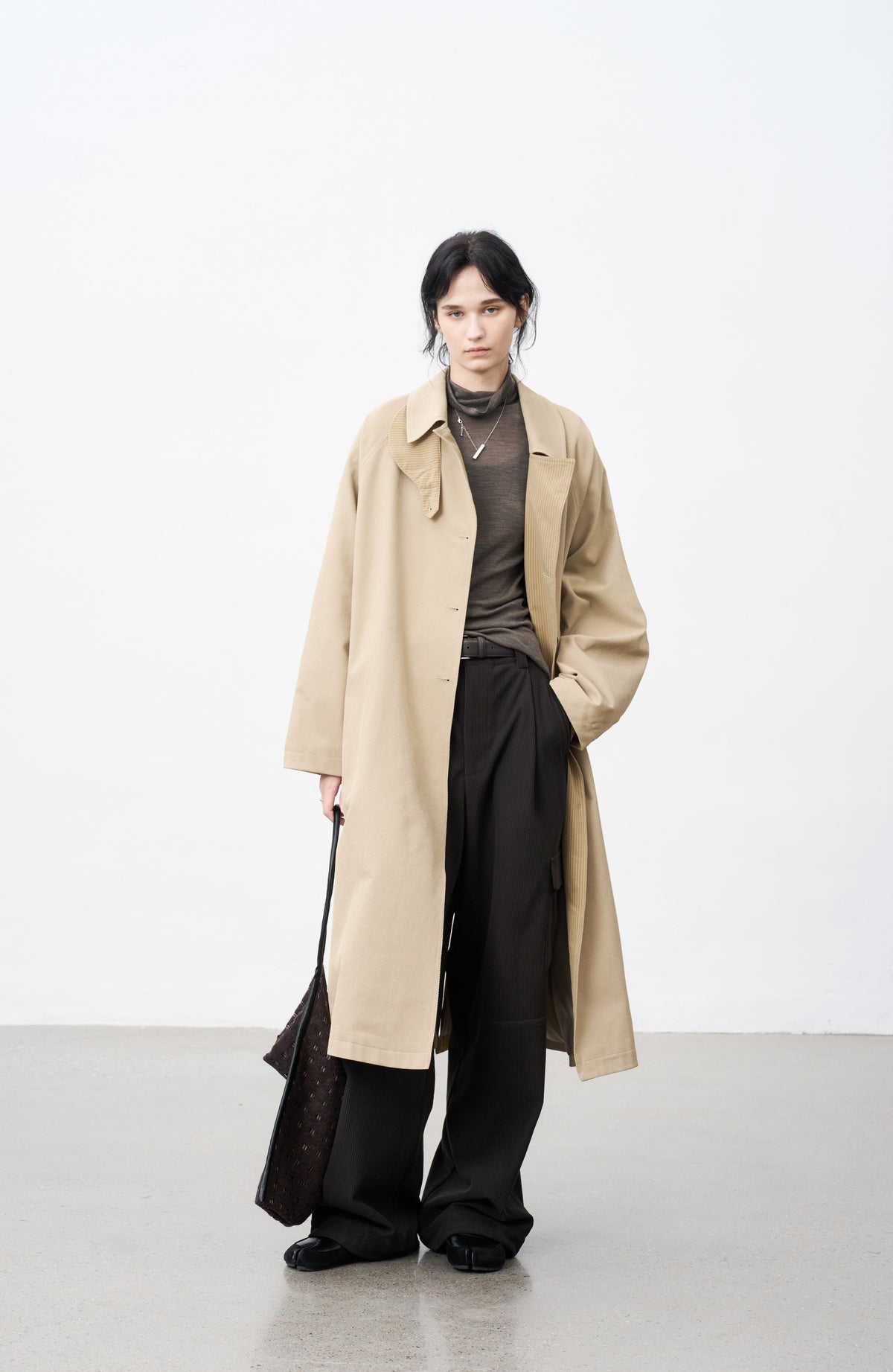 ACCENT STRIPE NECK TRENCH