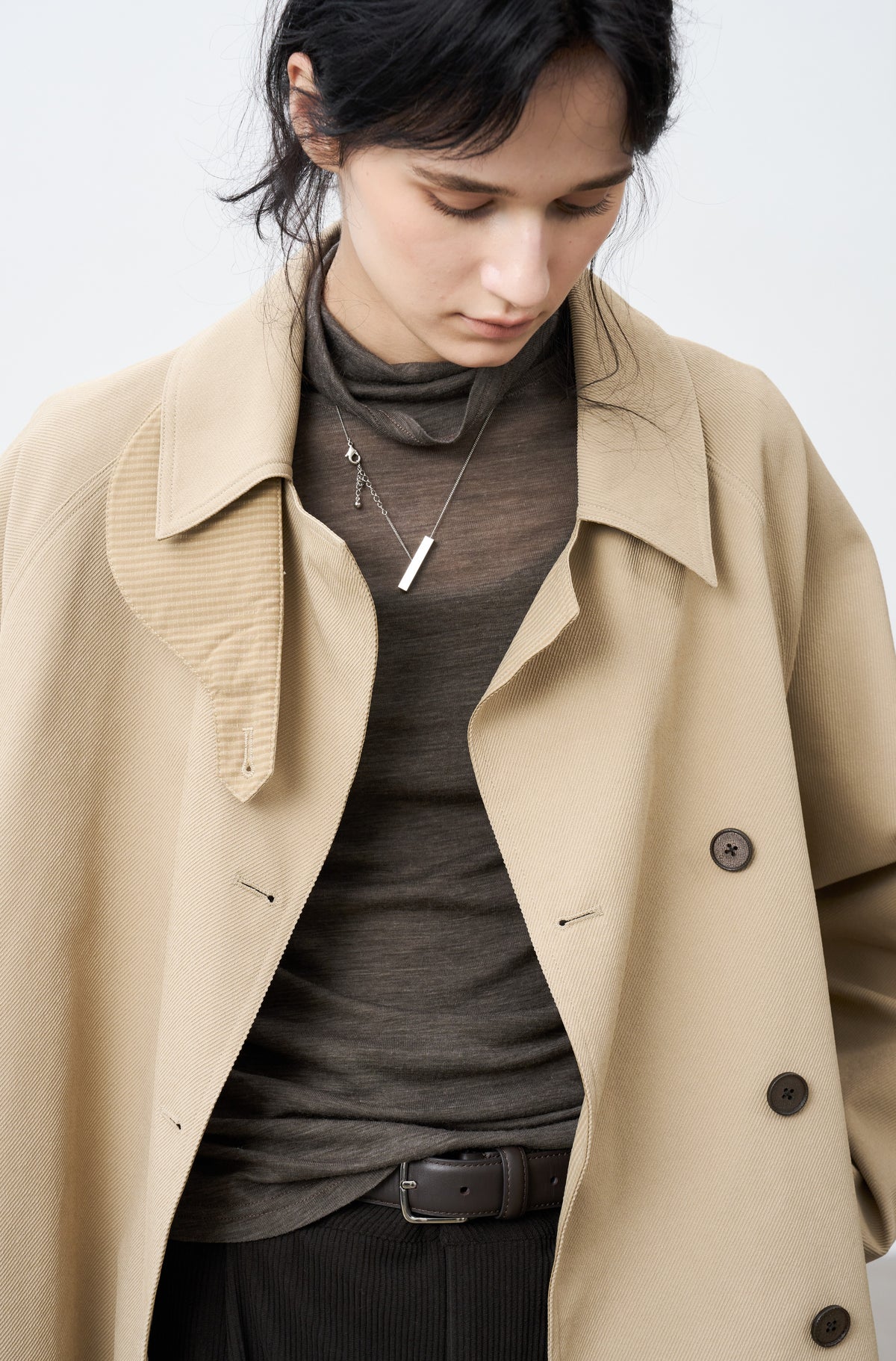 ACCENT STRIPE NECK TRENCH
