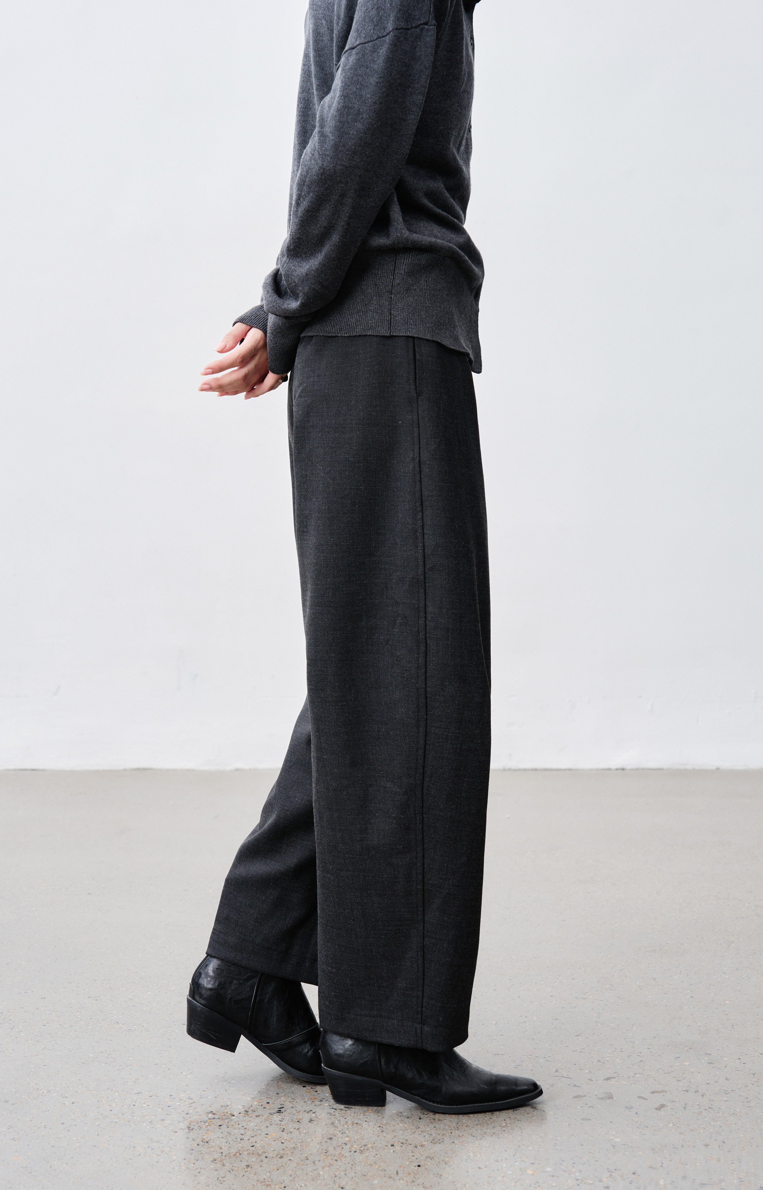 WIDE LEG CROPPED PANTS / ワイドレッグクロップドパンツ