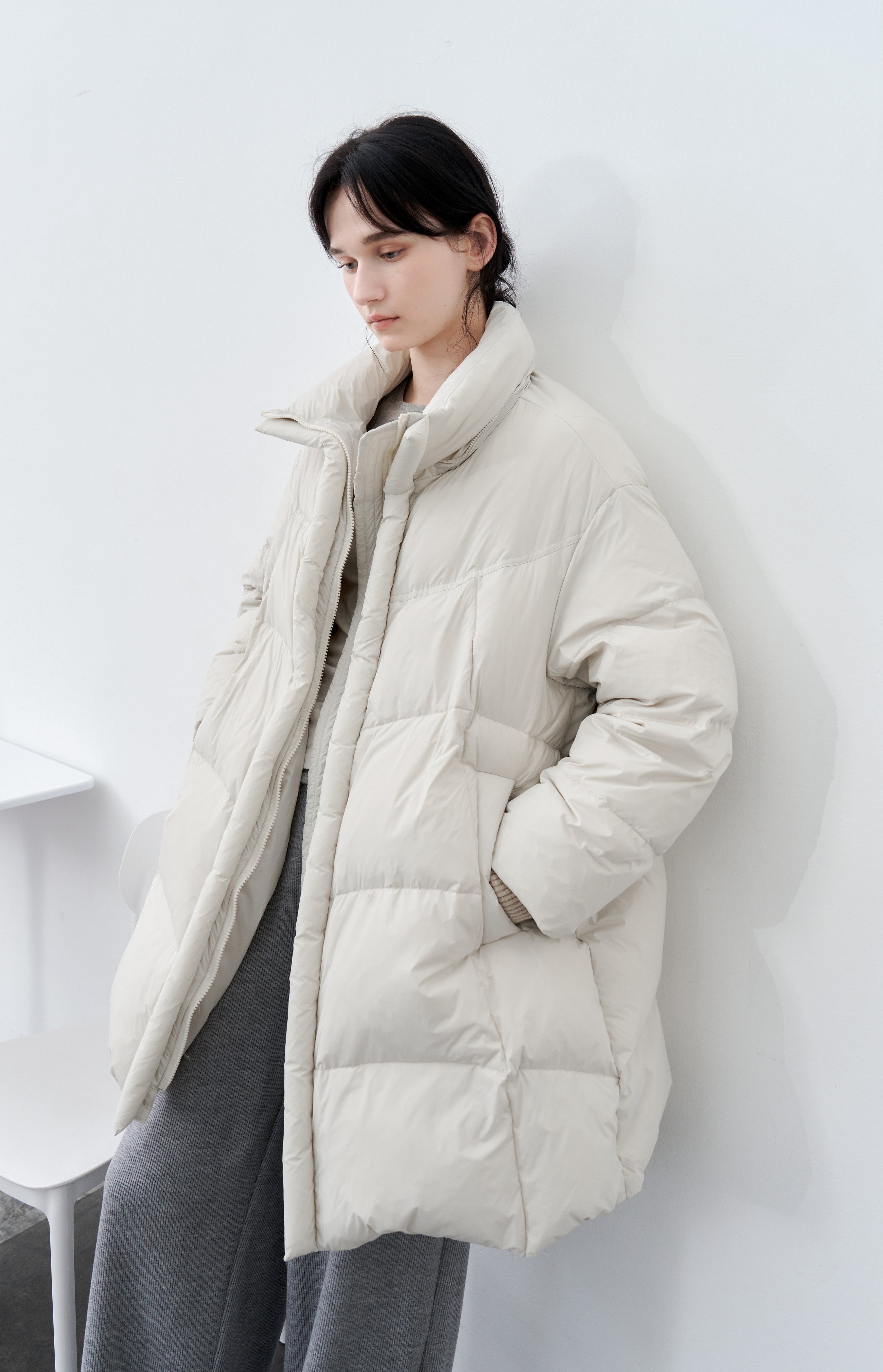 HOODED VOLUME MIDI DOWN / フードボリュームミドルダウン