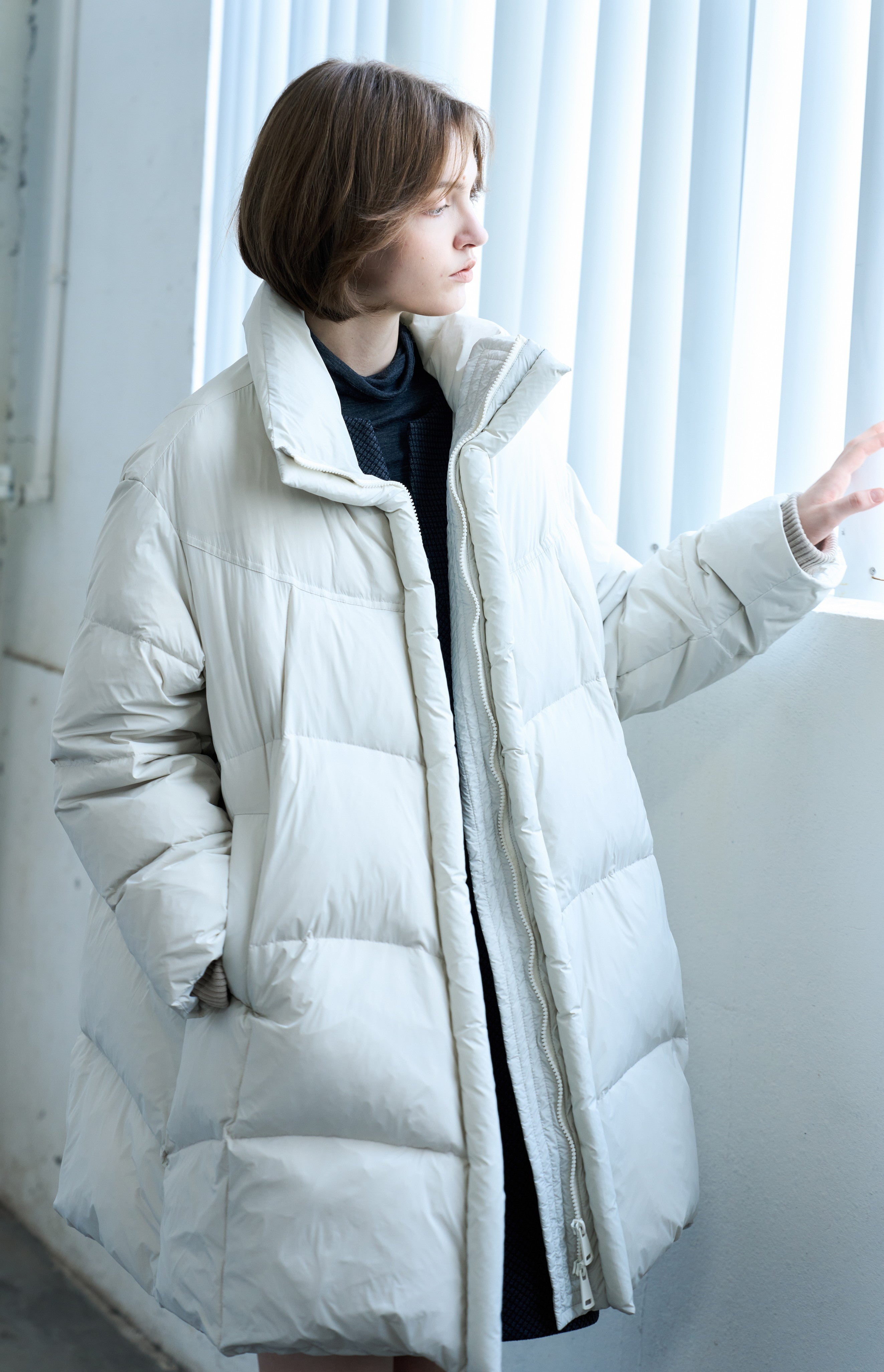 HOODED VOLUME MIDI DOWN