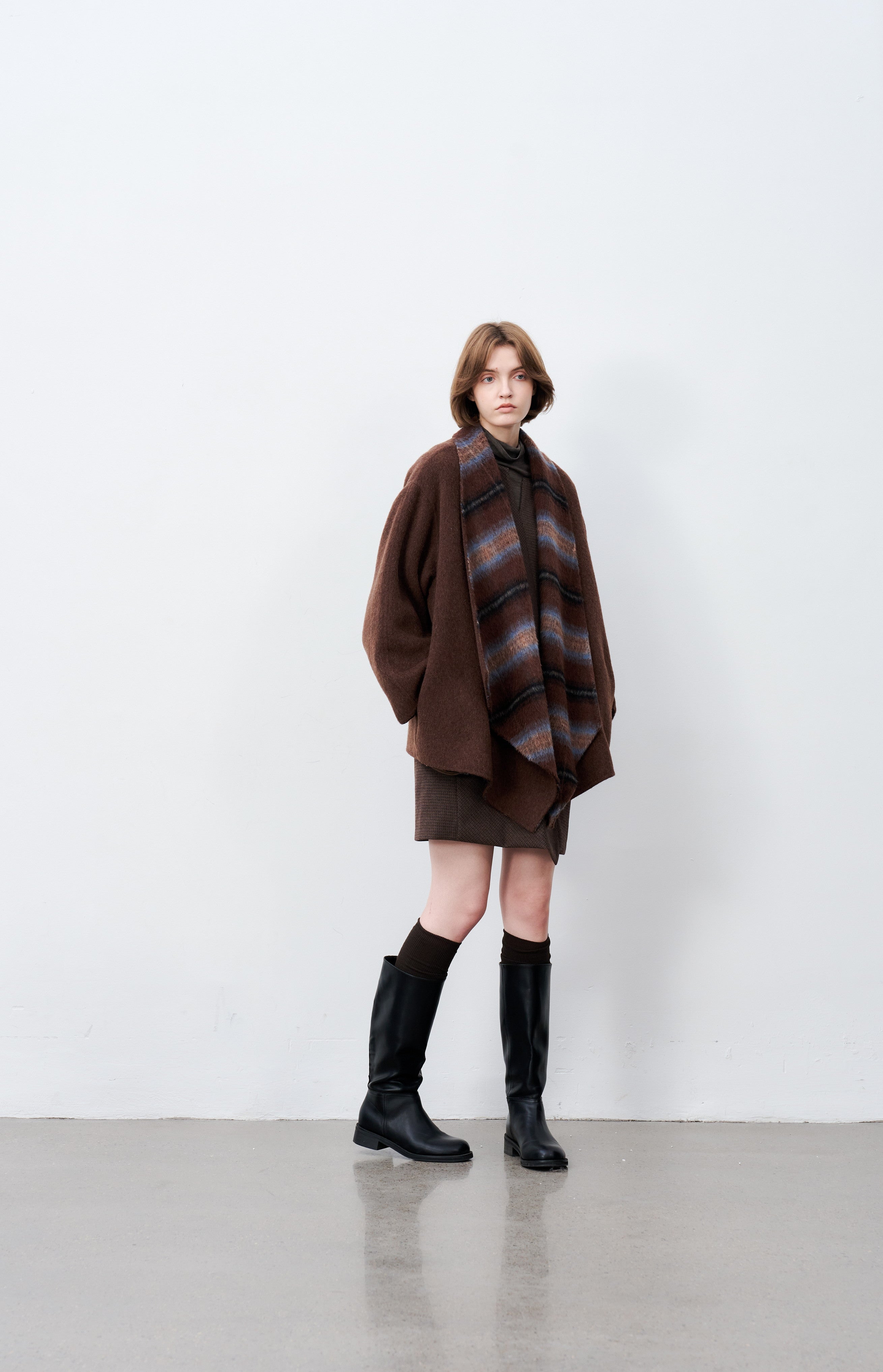 REVERSIBLE COLOR FLARE COAT / 리버시블 컬러 플레어 코트