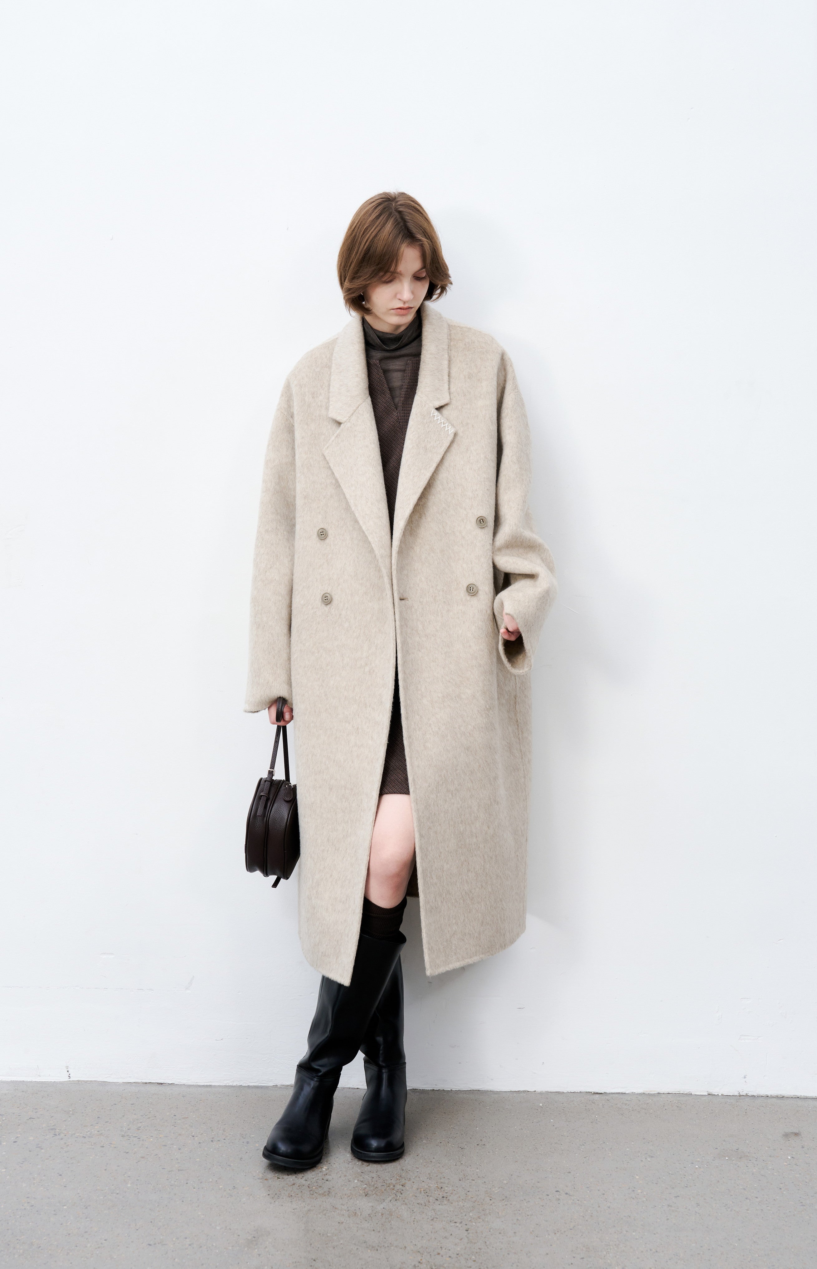 SOFT FURRY WOOL COAT / 소프트 파리 울 코트