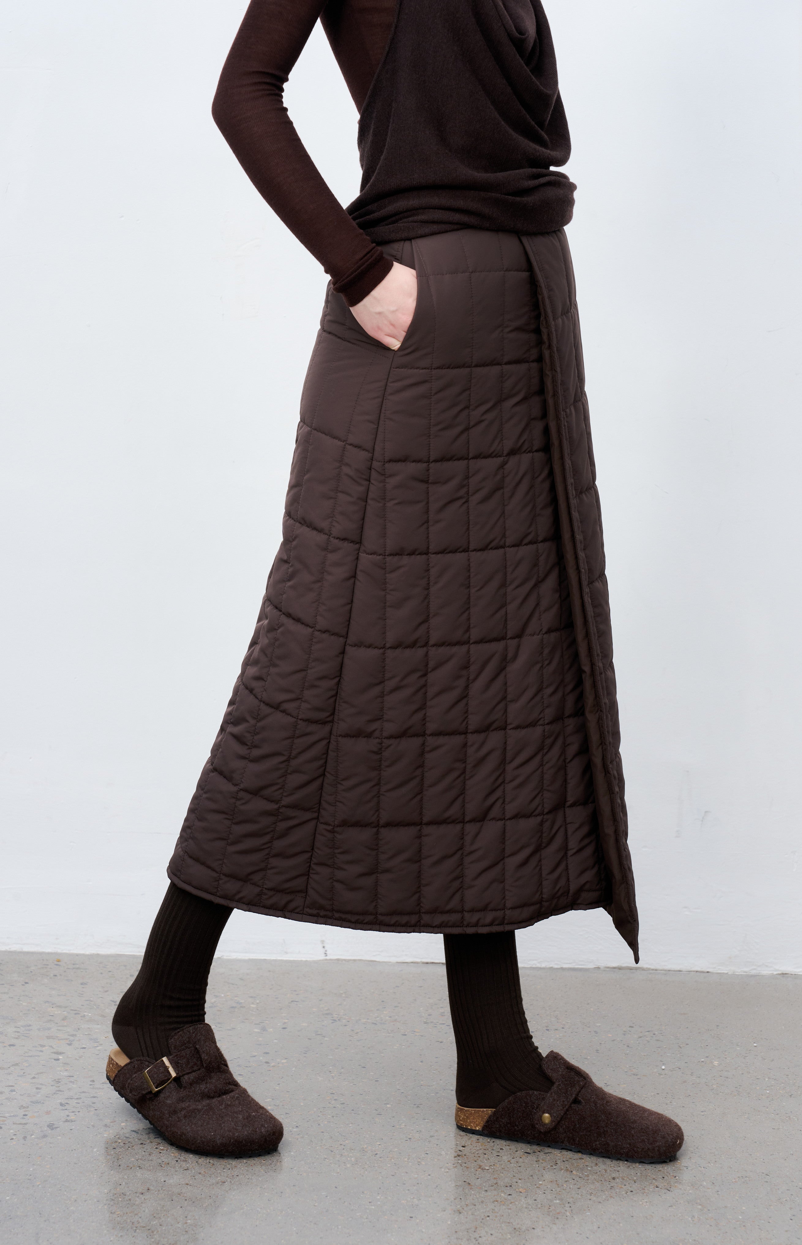 OVERLAP QUILTED SKIRT / オーバーラップキルティングスカート