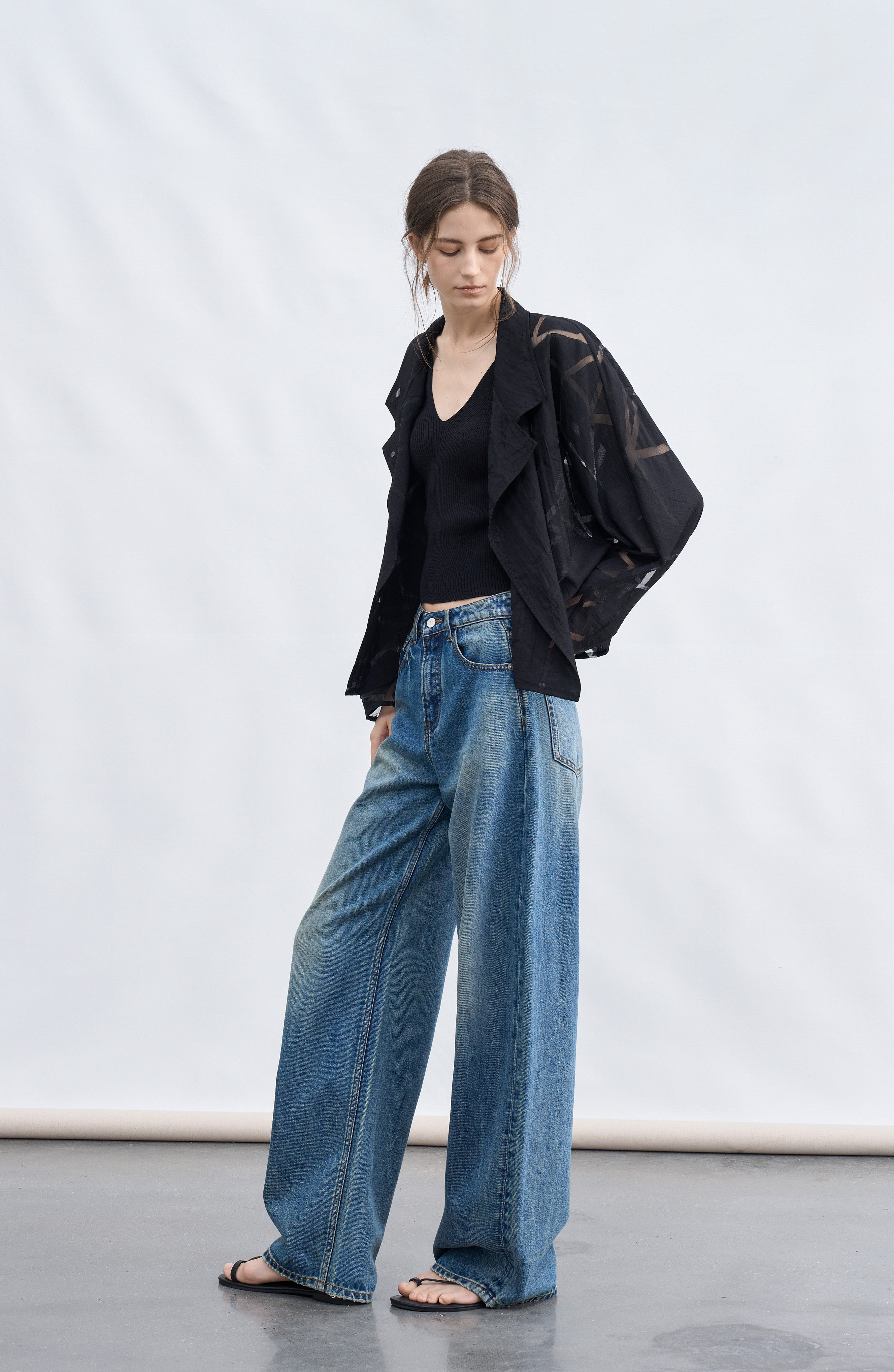 GEOMETRIC SHEER LIGHT JACKET