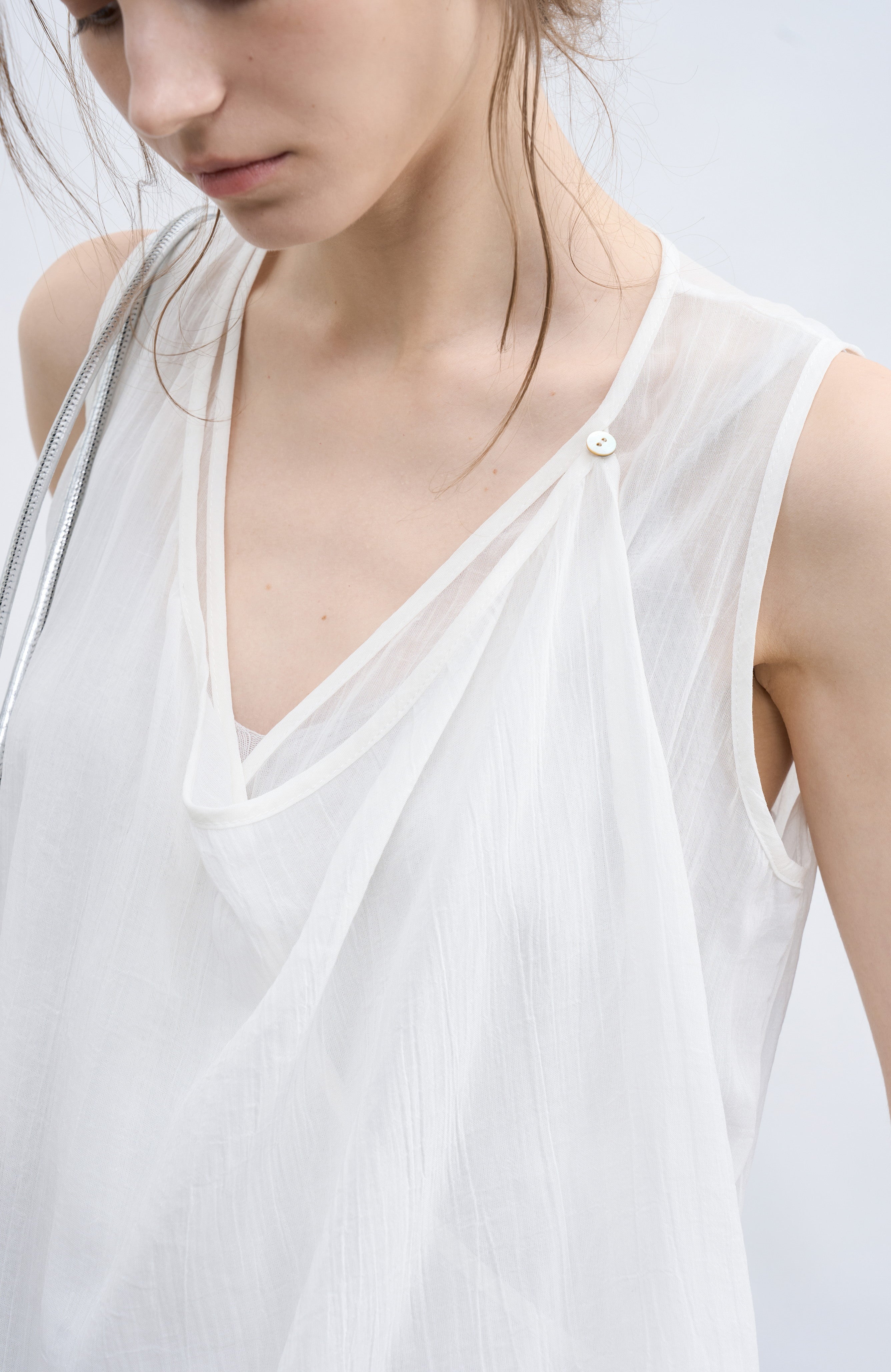LAYER FRILL CHIFFON BLOUSE
