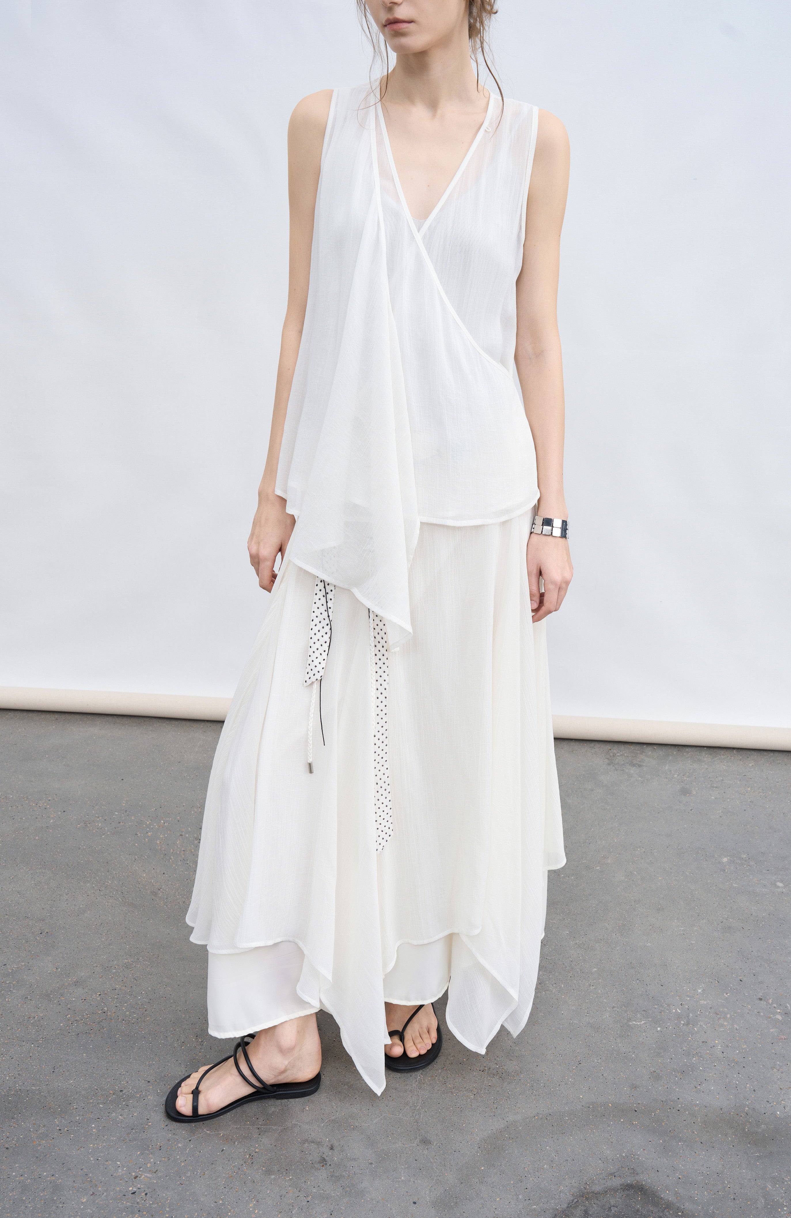 LAYER FRILL CHIFFON BLOUSE