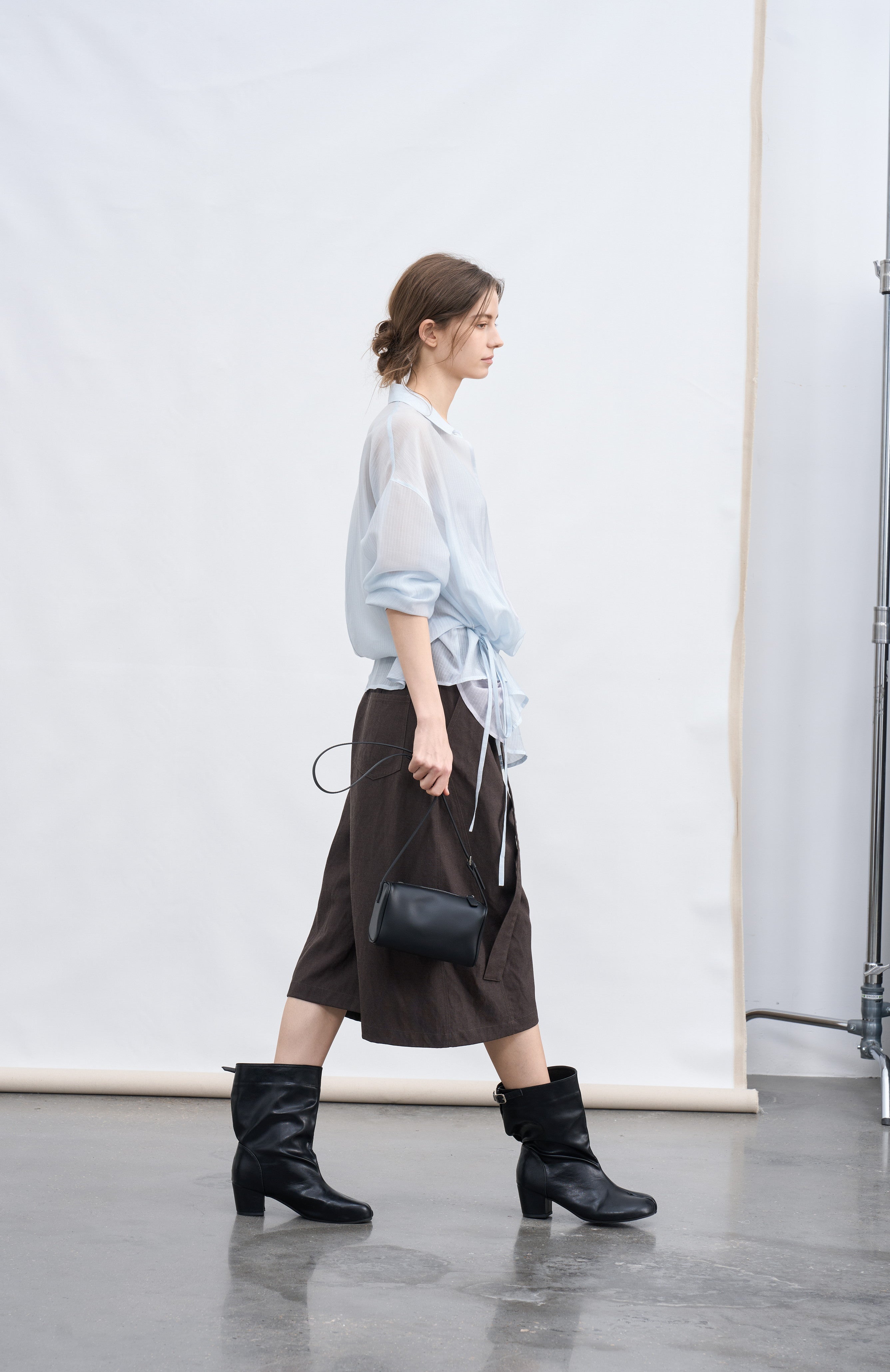 WIDE CURVE HALF PANTS