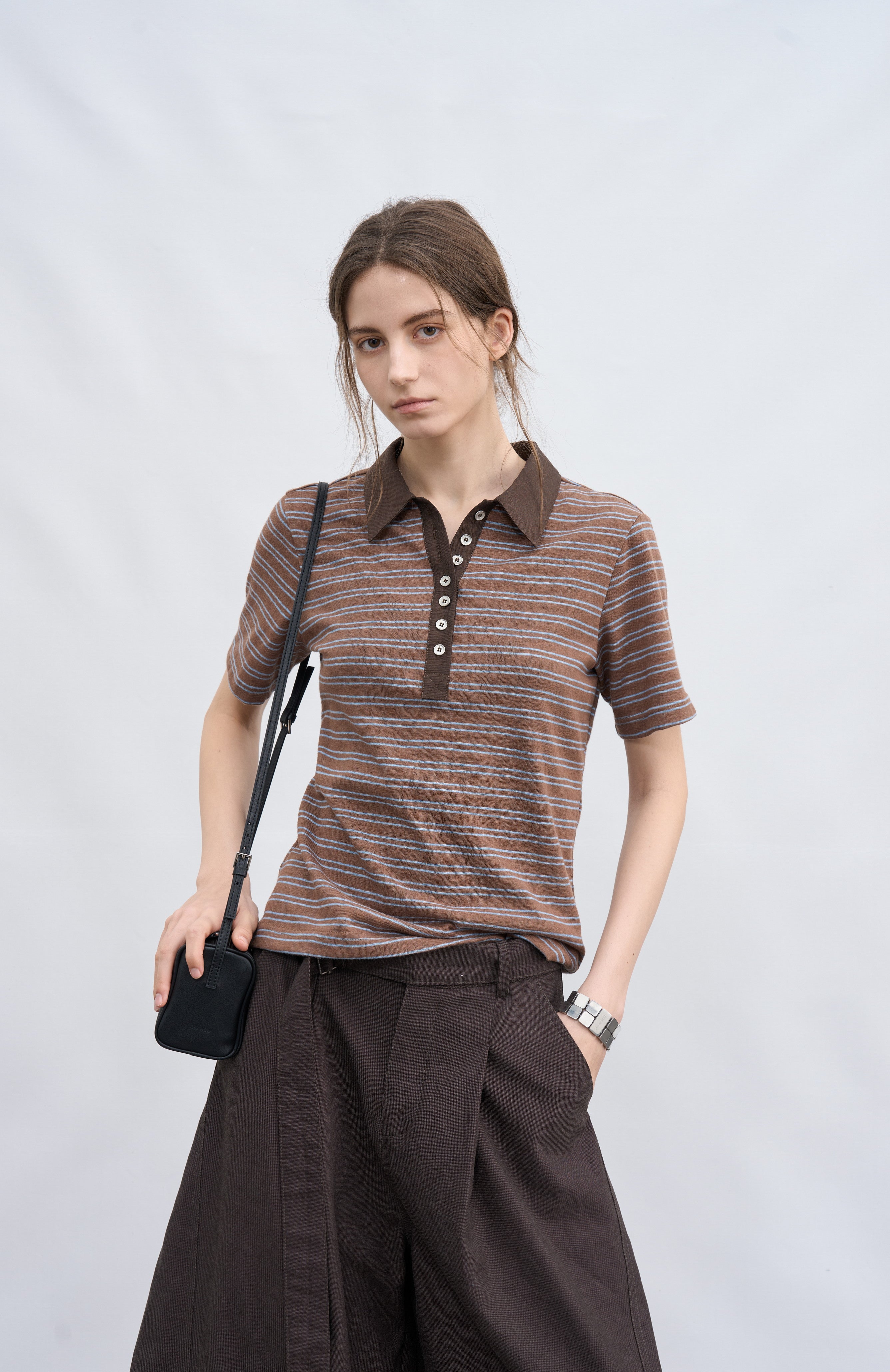 LINEAR BUTTON STRIPE TEE