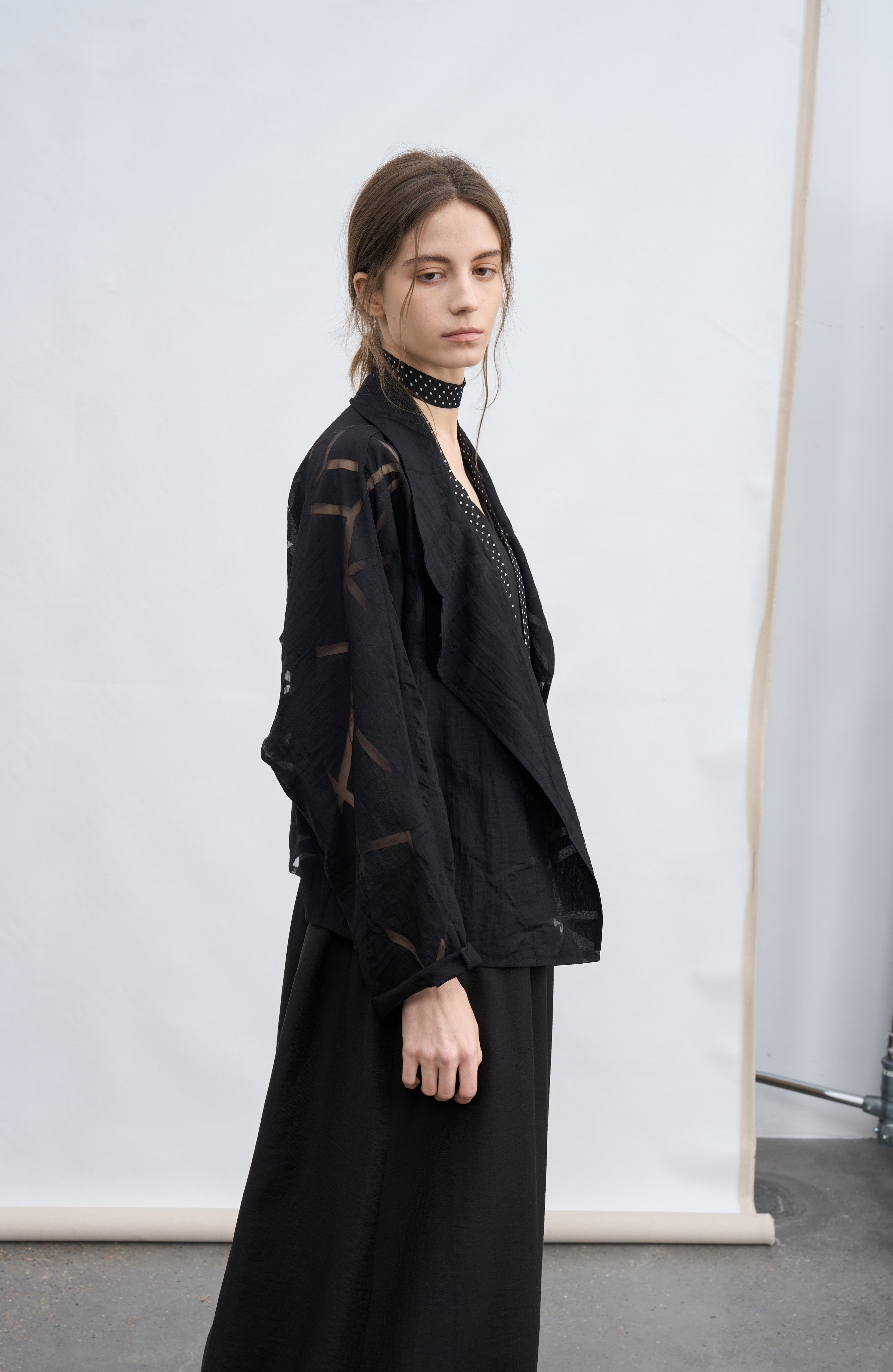 GEOMETRIC SHEER LIGHT JACKET