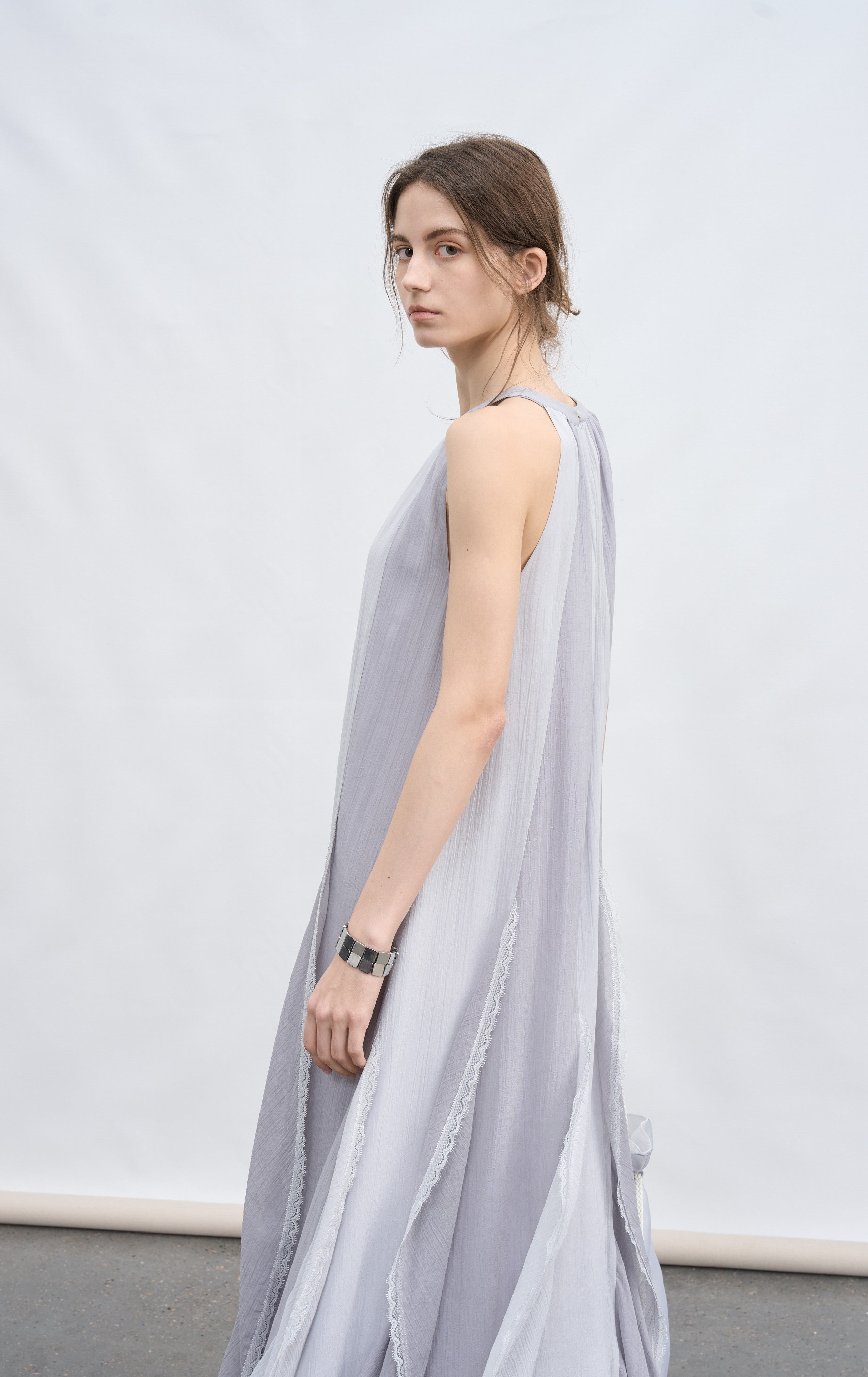 TIERED LACE COLLAR DRESS