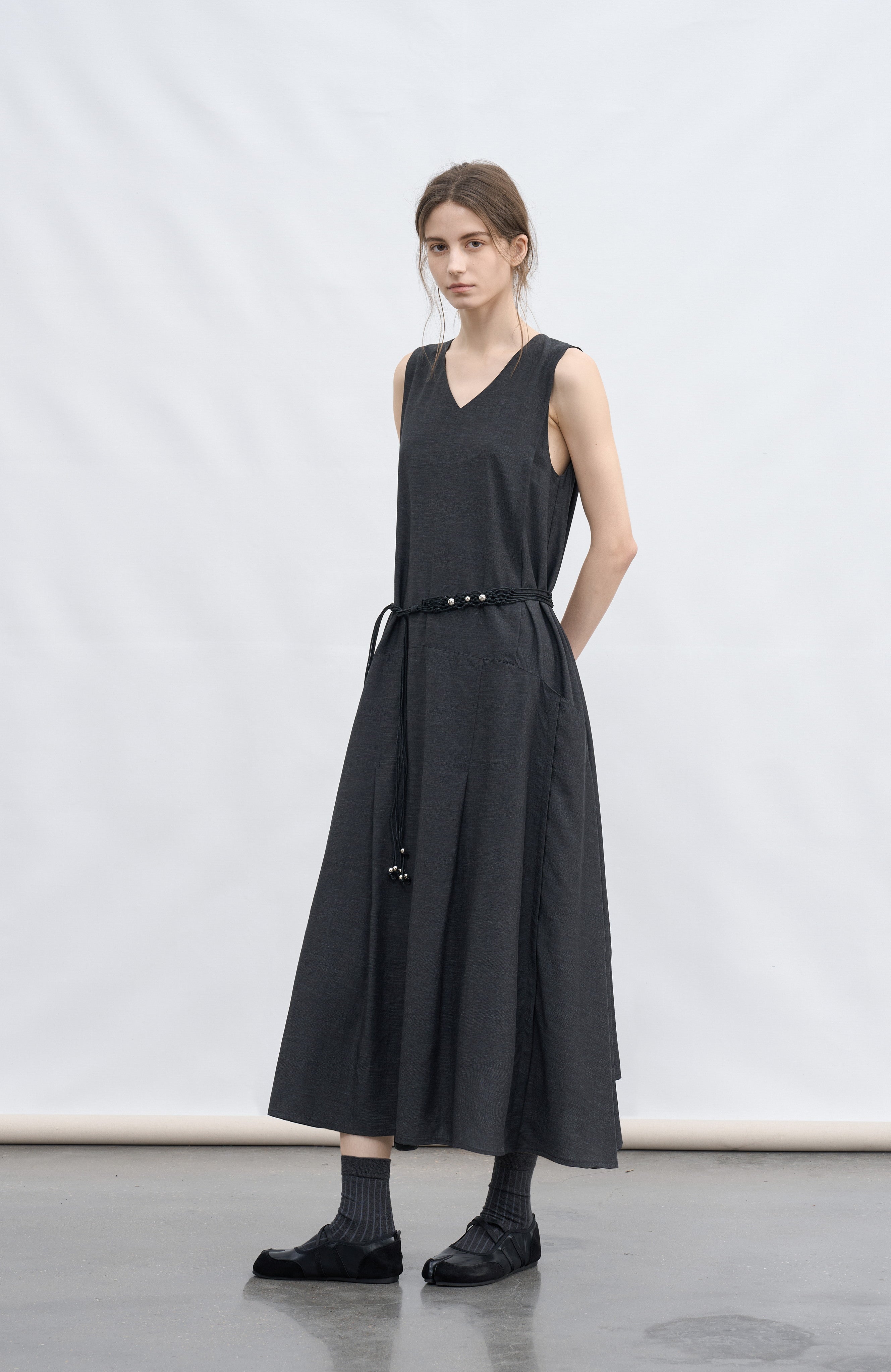 LIGHT TUCK MAXI DRESS / 라이트 터크 맥시 원피스