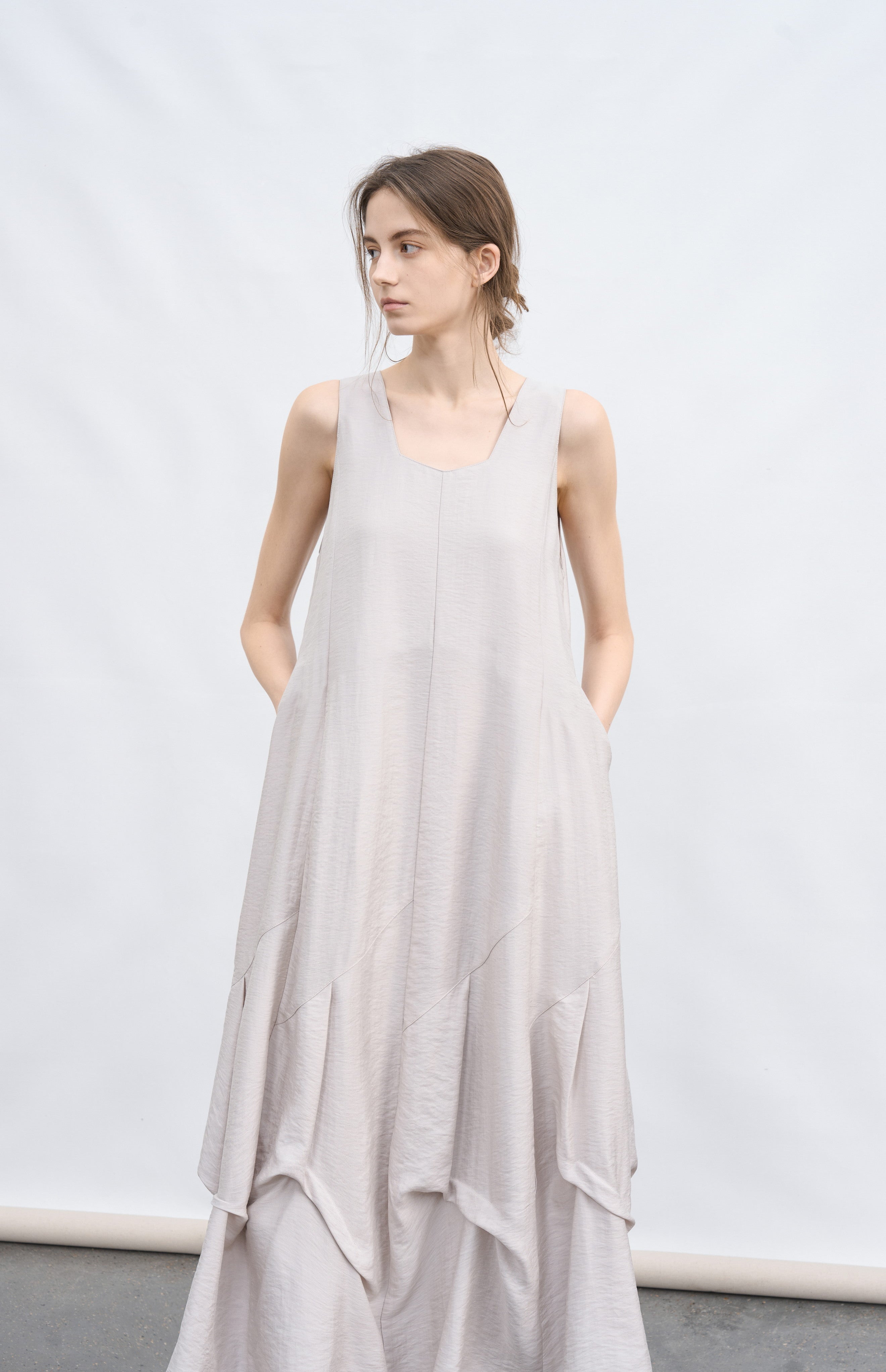 RANDOM TUCK PUFF DRESS / 랜덤 턱 퍼프 원피스