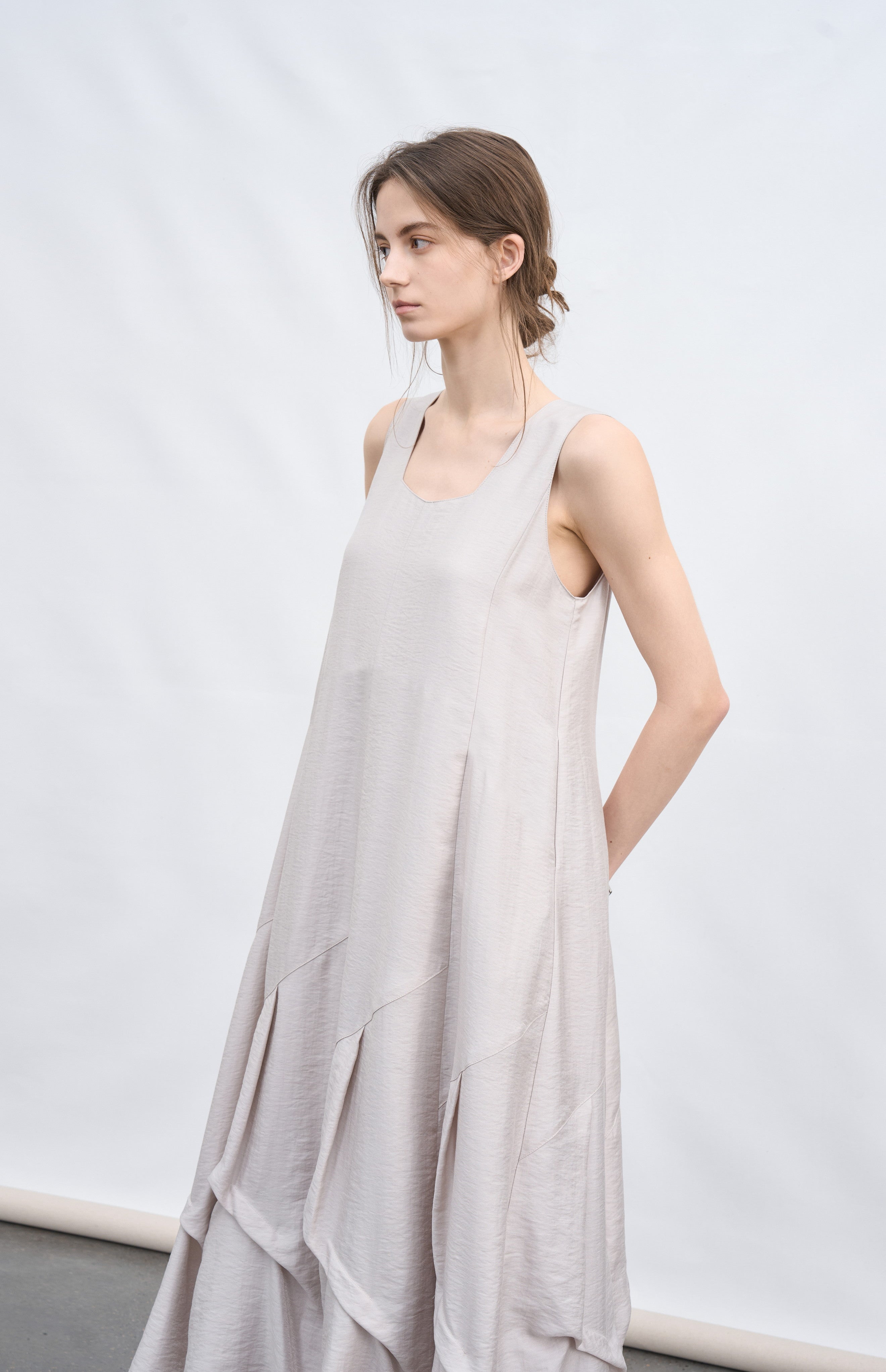 RANDOM TUCK PUFF DRESS / 랜덤 턱 퍼프 원피스