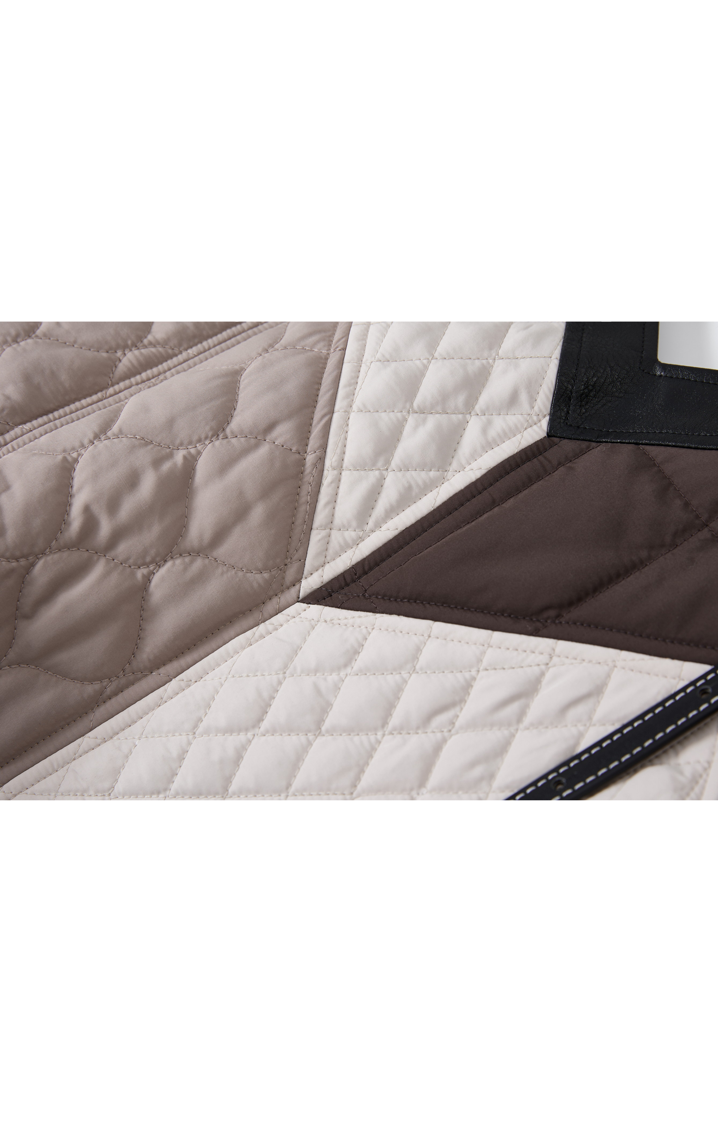 PATCHWORK COLOR QUILTED BAG