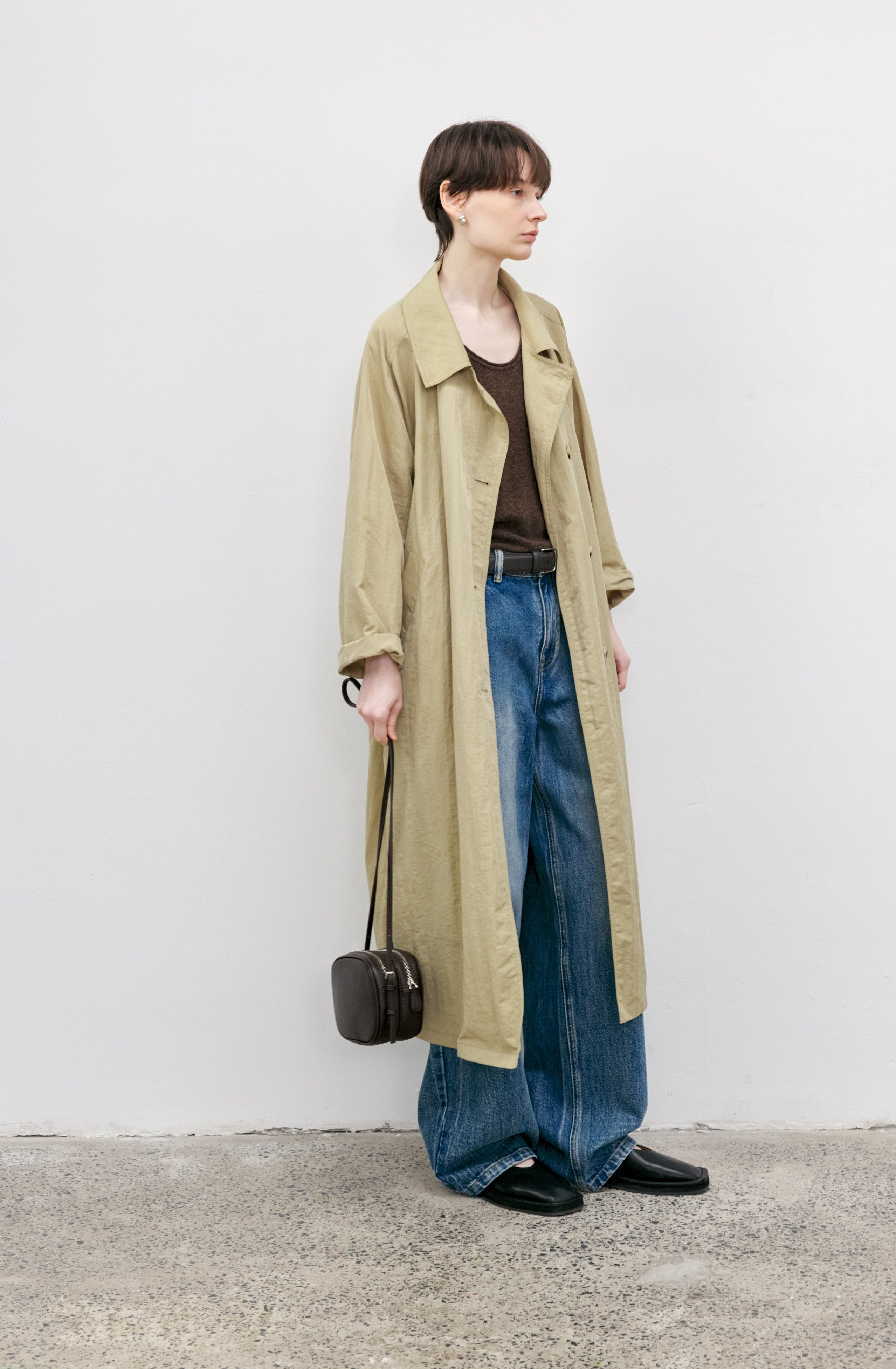 SMOOTH WRINKLE LONG TRENCH