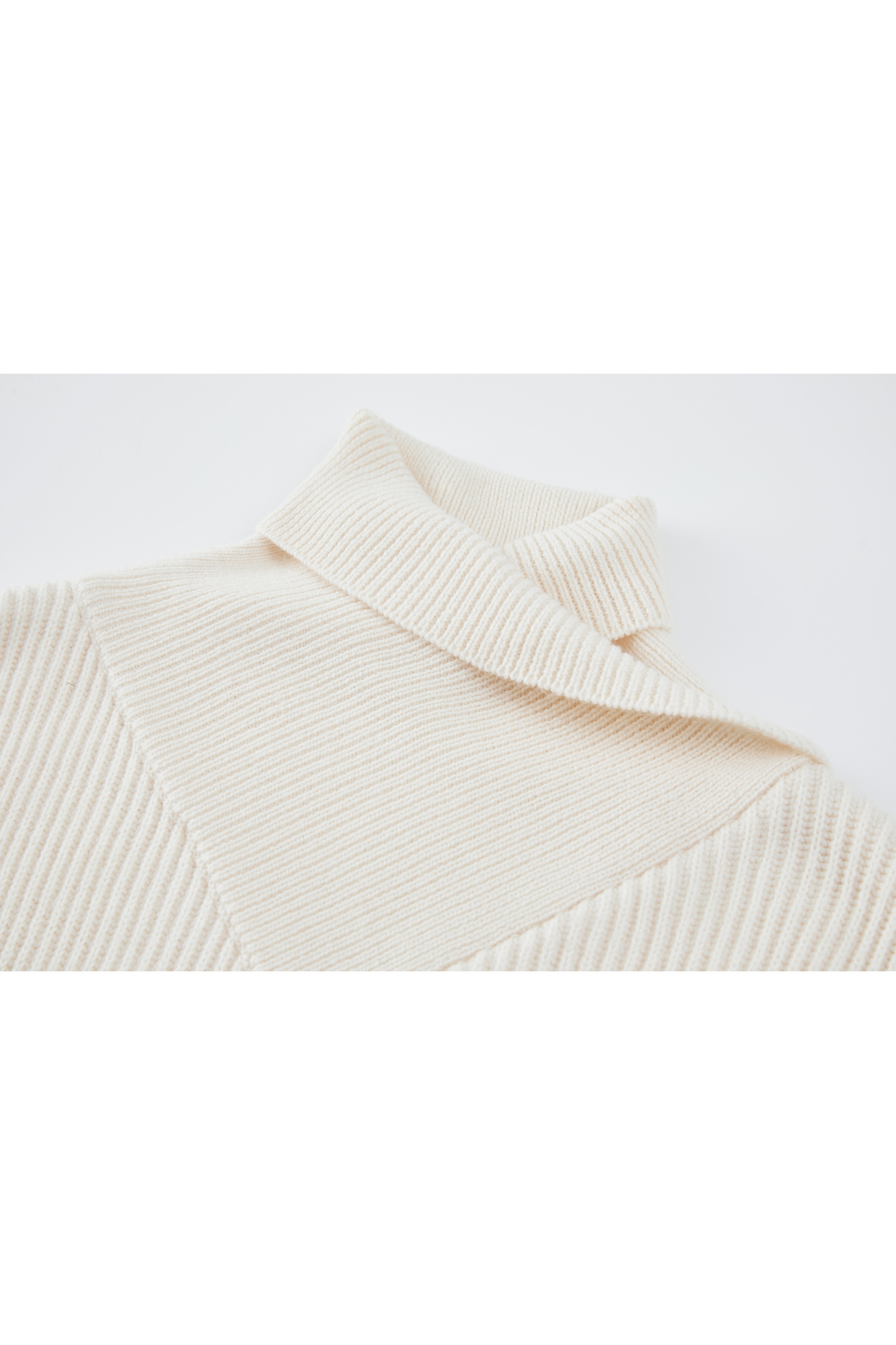 CROSS NECK OVER SWEATER / クロスネックオーバーセーター