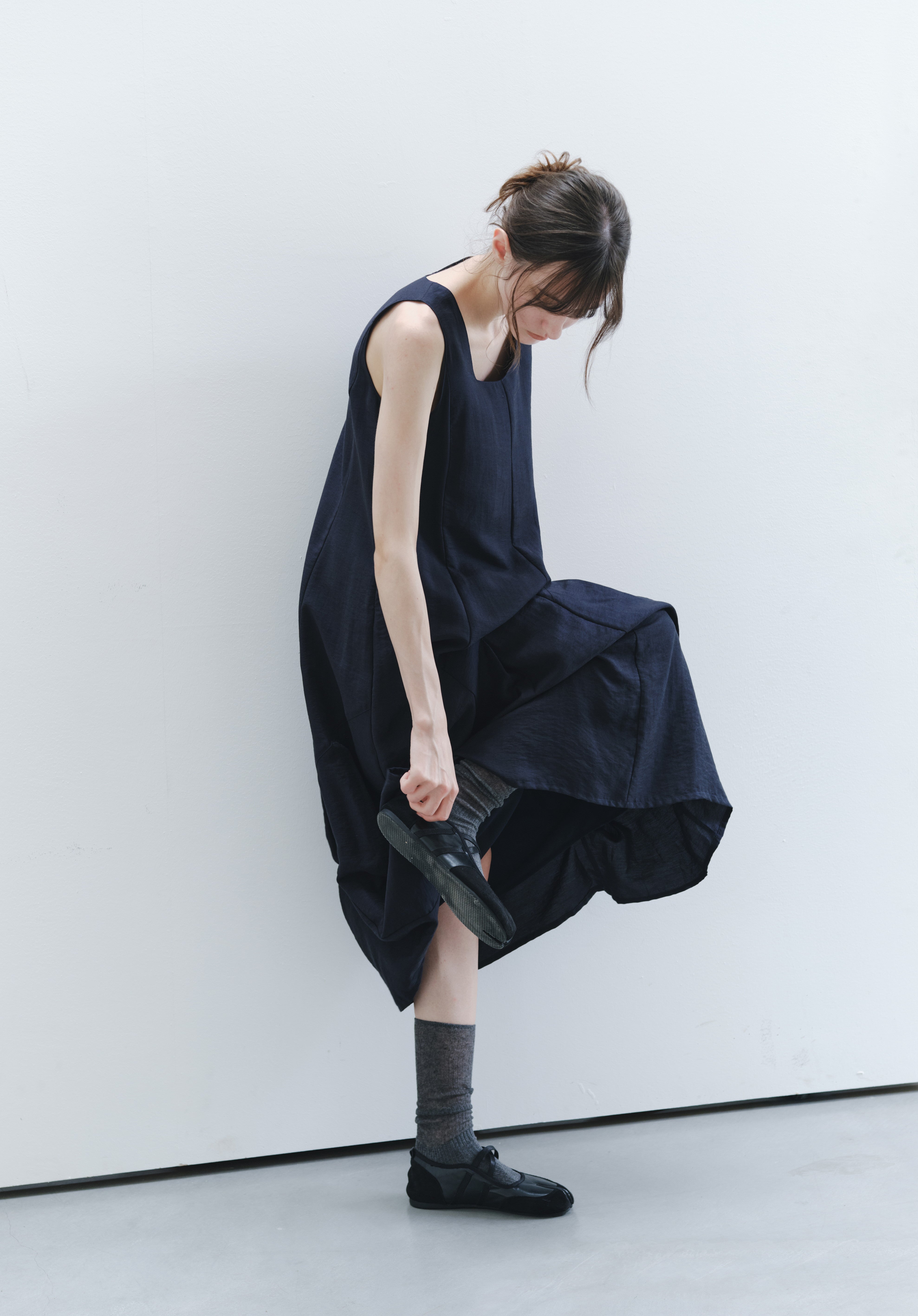 RANDOM TUCK PUFF DRESS / 랜덤 턱 퍼프 원피스