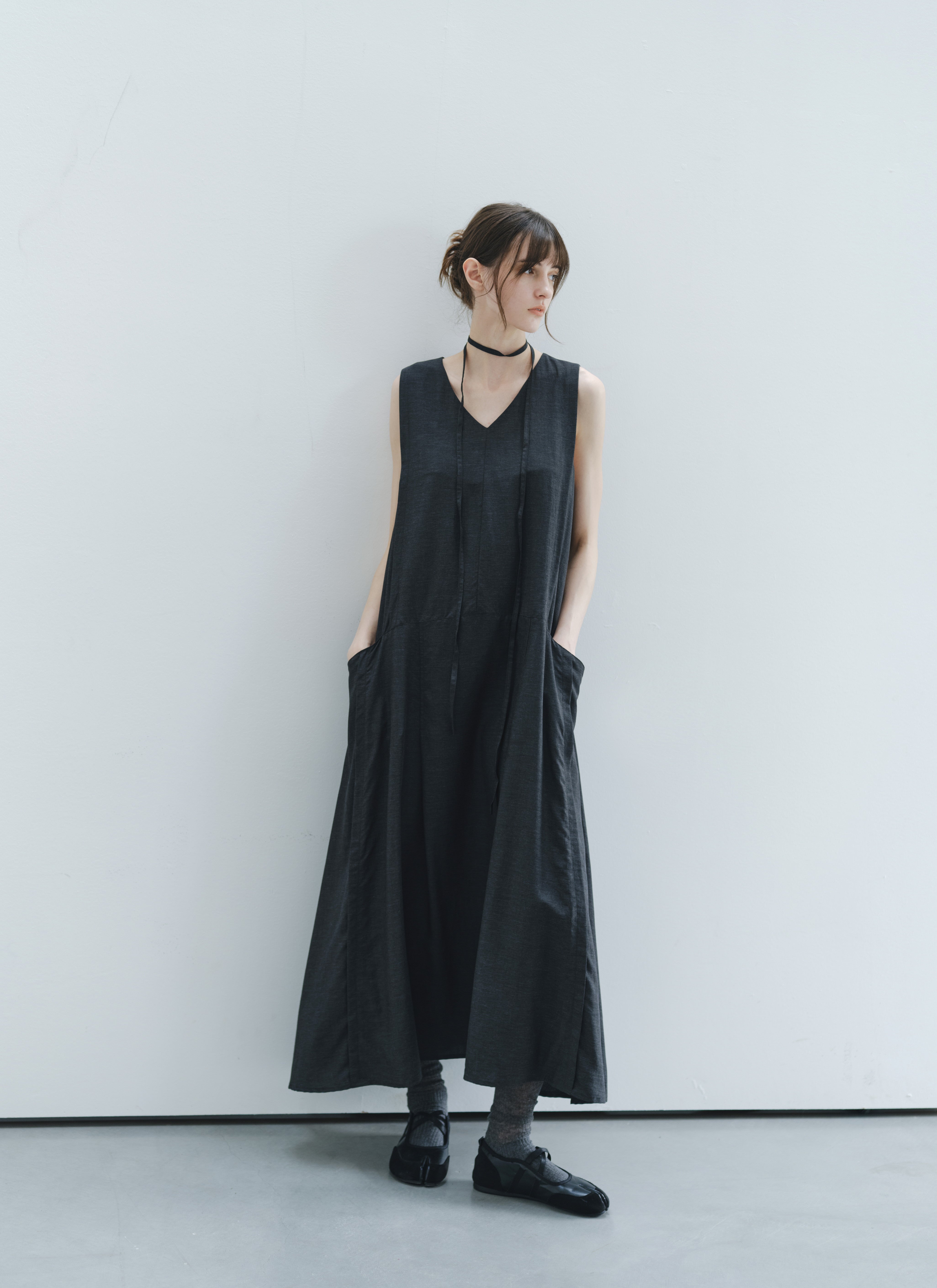LIGHT TUCK MAXI DRESS / 라이트 터크 맥시 원피스