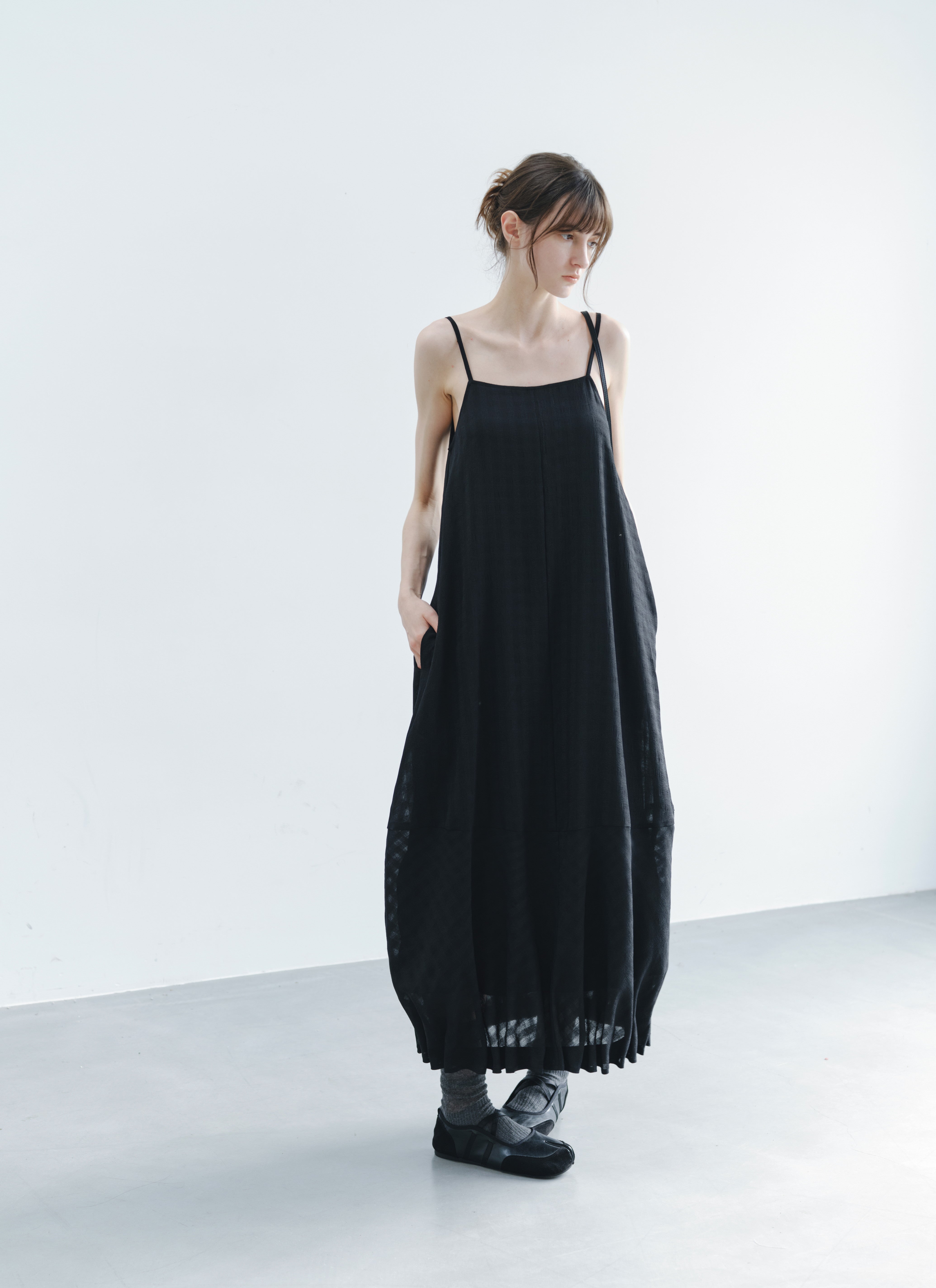 BALLOON GATHER CHECK DRESS / 벌룬 개더 체크 드레스