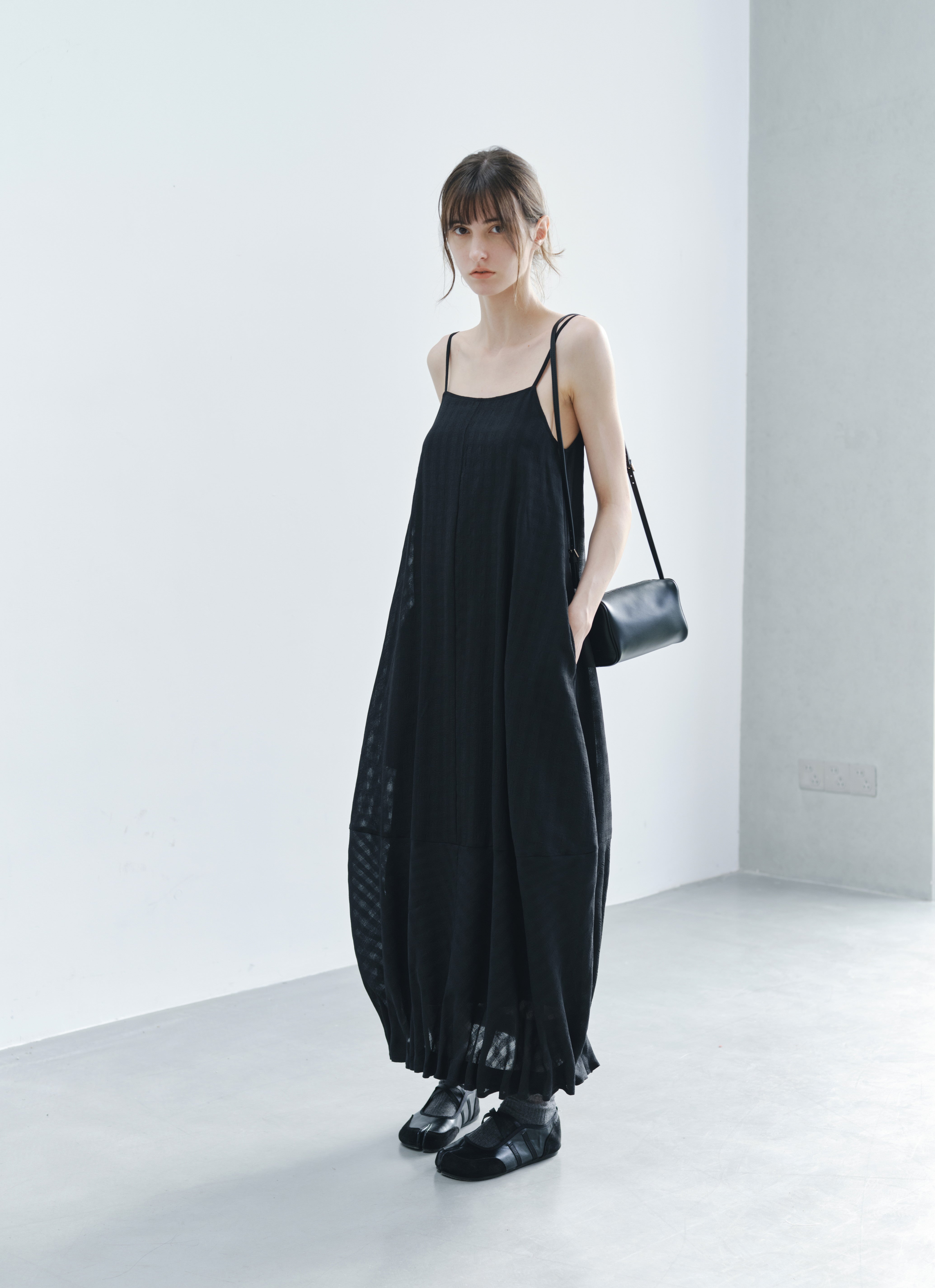 BALLOON GATHER CHECK DRESS / 벌룬 개더 체크 드레스