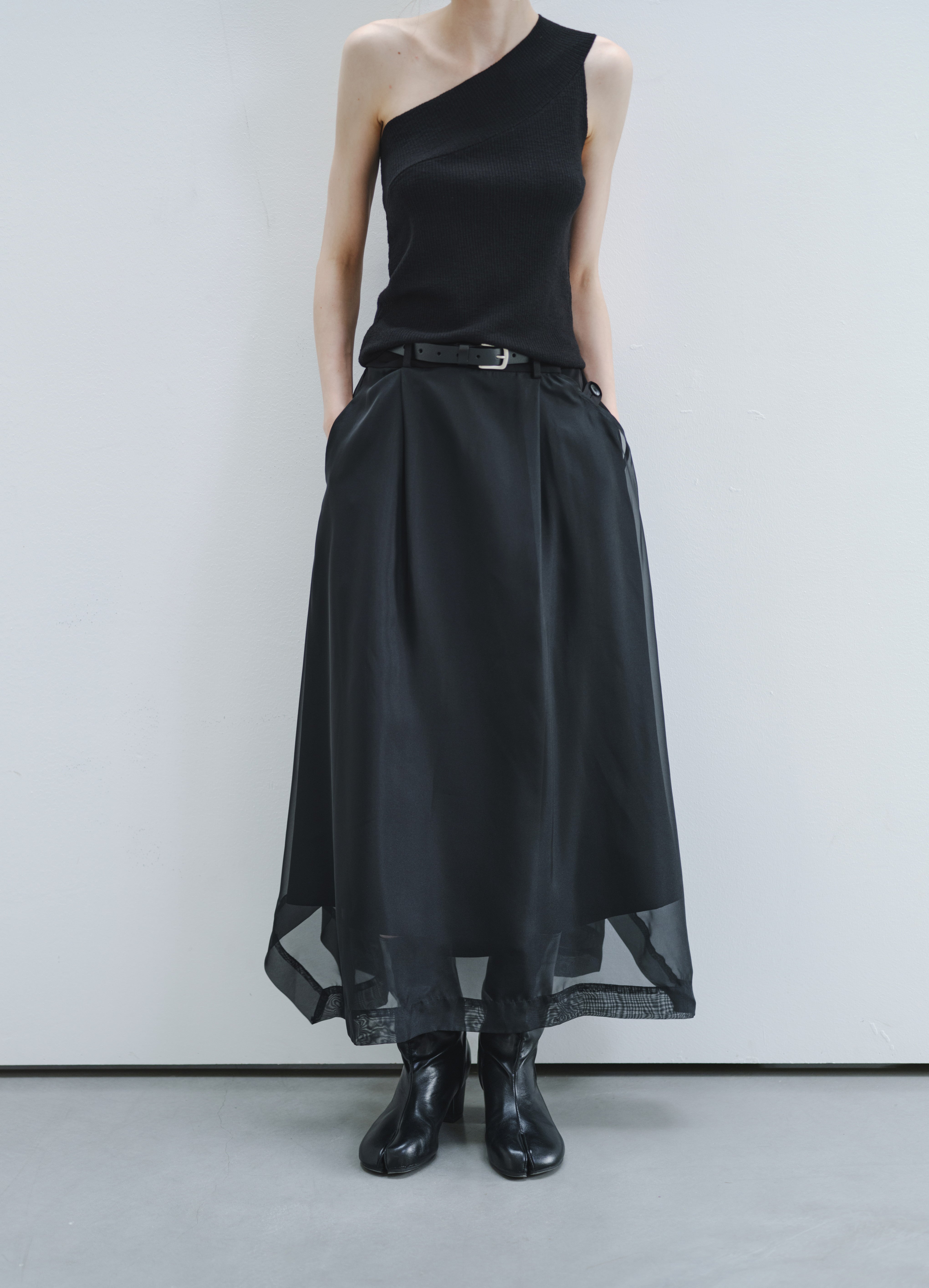 SHEER VEIL LAYERED SKIRT