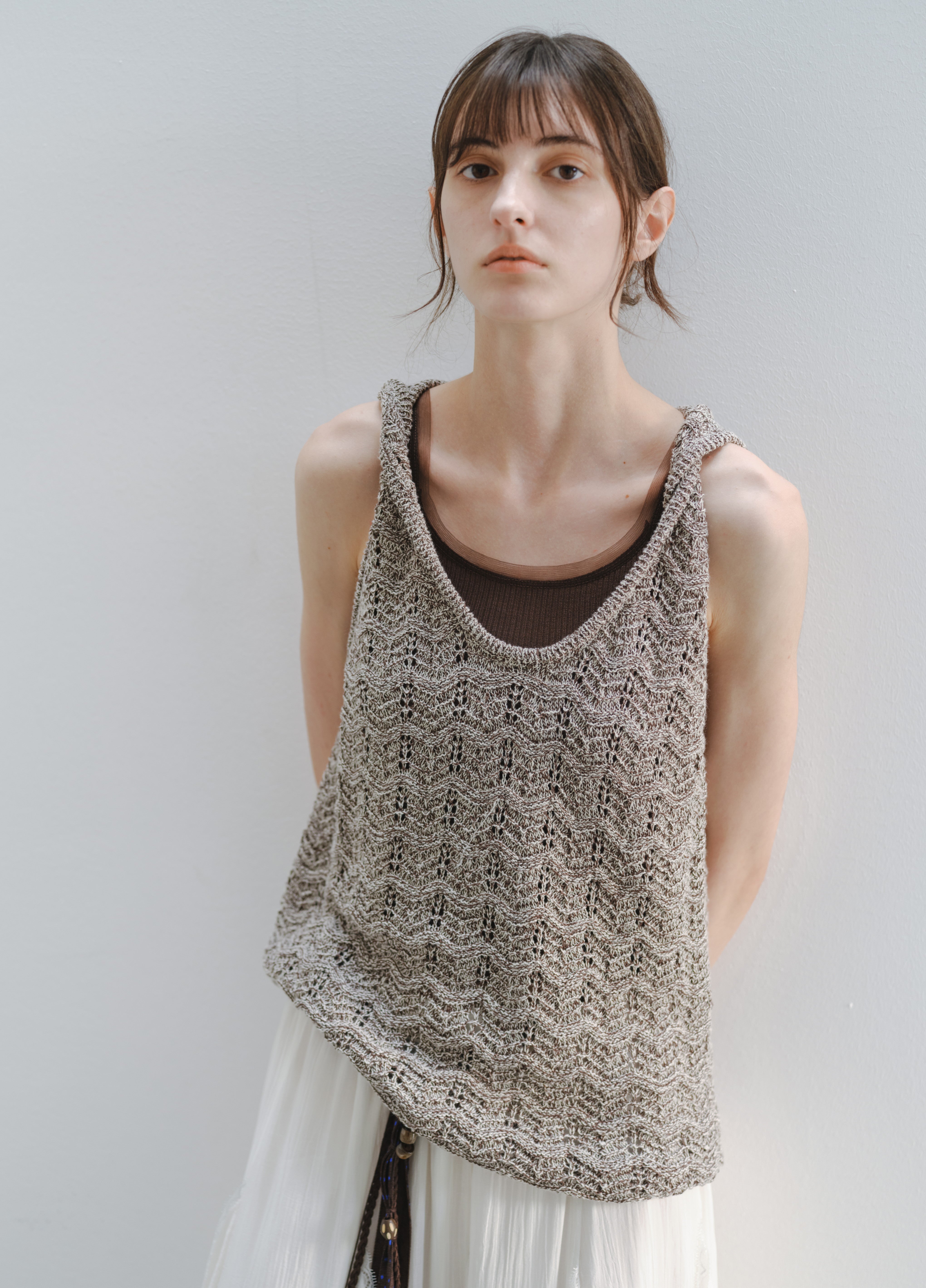 LOOSE TWIST KNIT VEST