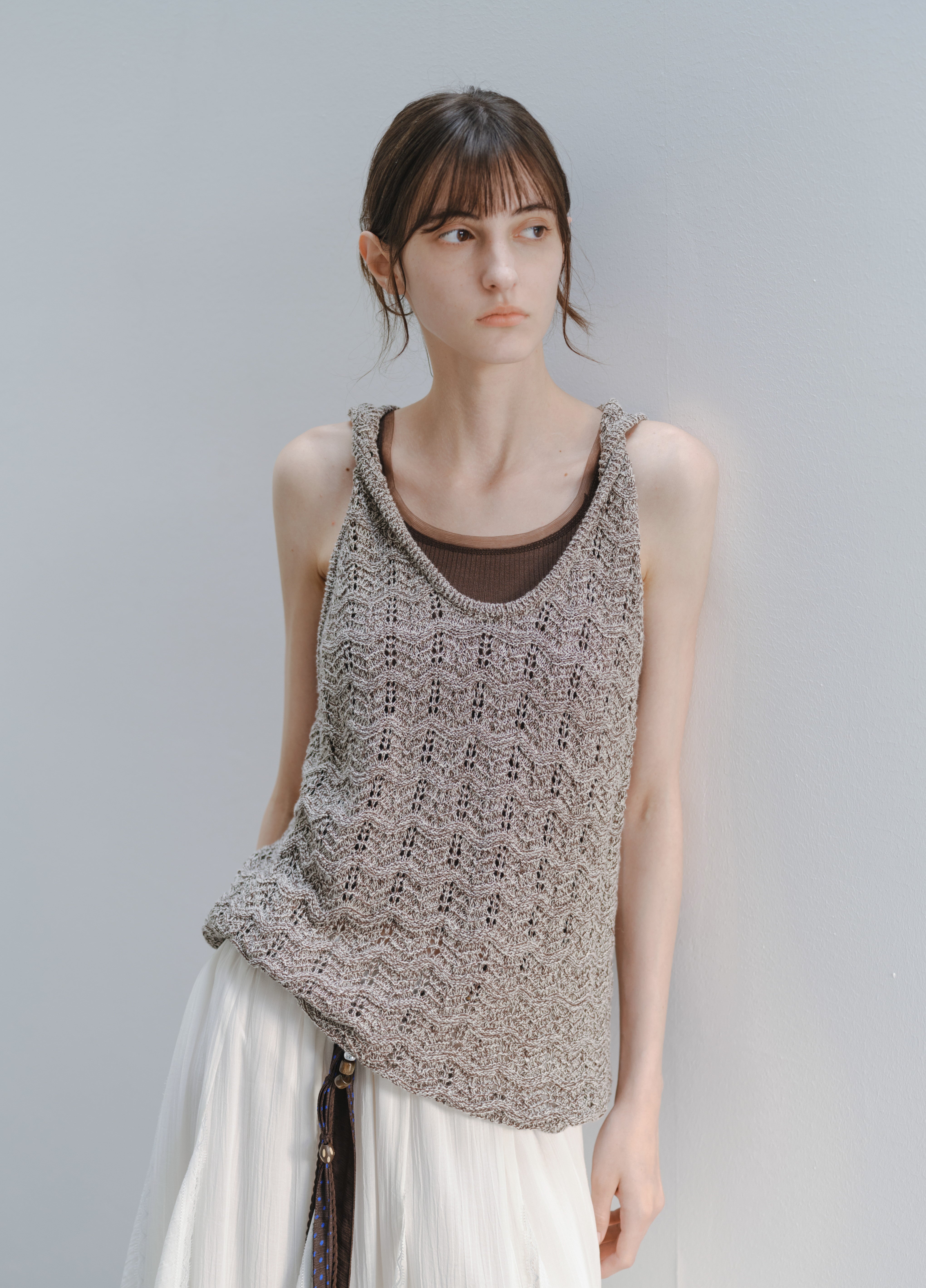 LOOSE TWIST KNIT VEST