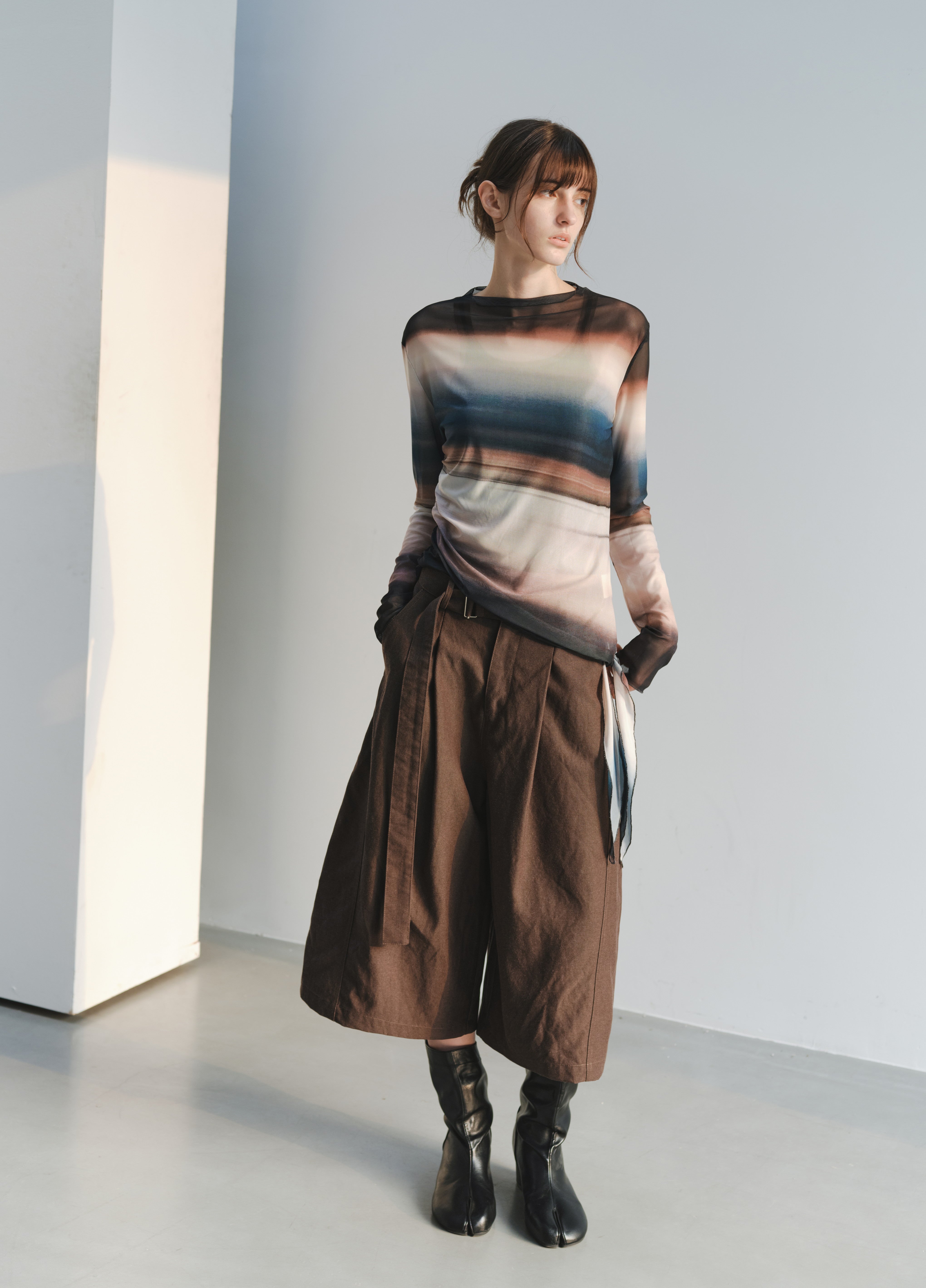GLOW TIE SHEER TOP